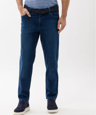 Men's fashion Jeans ➜ - buy now at BRAX!
