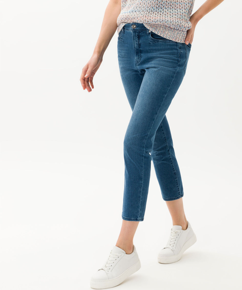 voorzichtig teleurstellen Ontspannend Damen Jeans Style CARO S FEMININE ➜ bei BRAX!