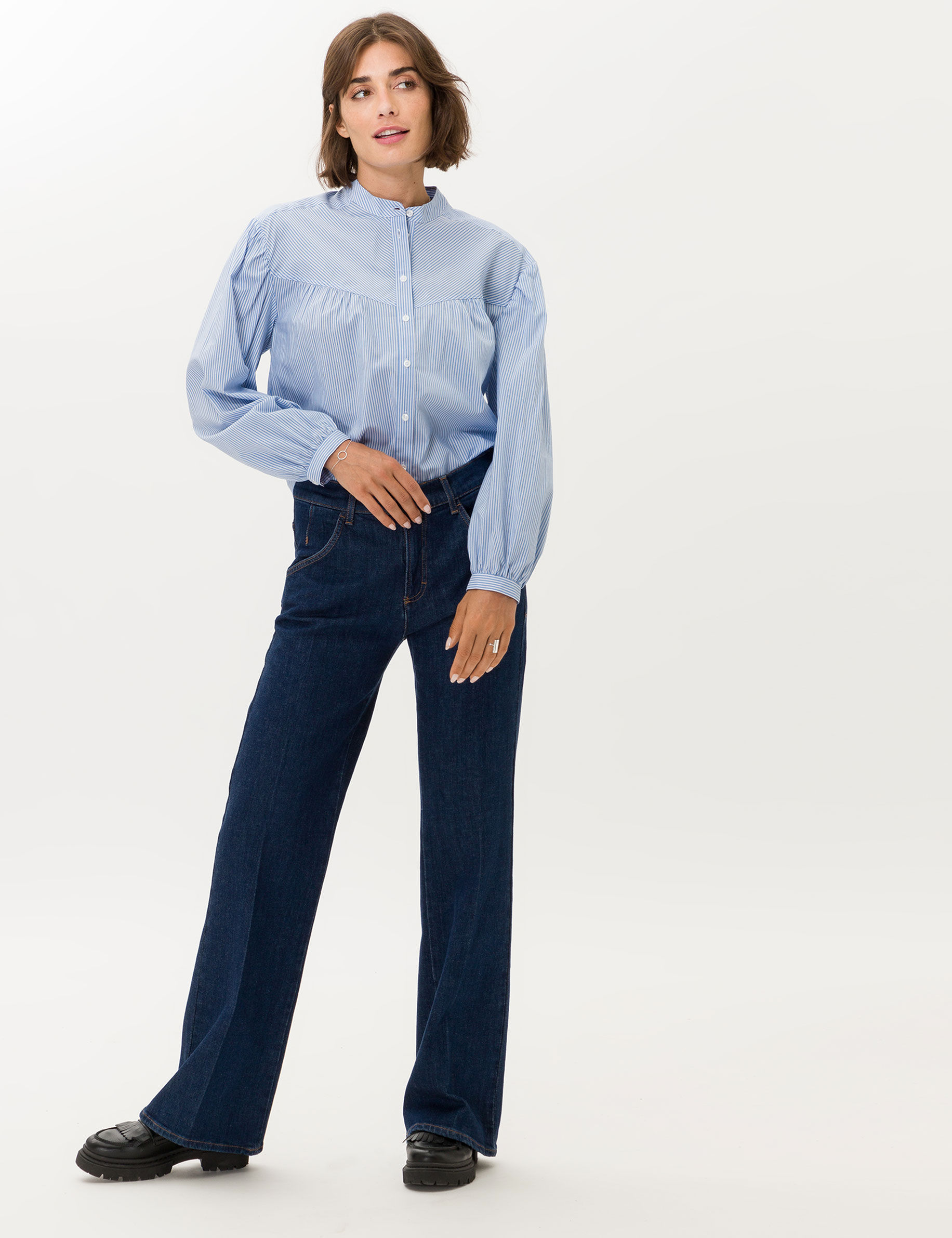 Women Style MAINE CLEAN DARK BLUE Wide Leg Model Outfit