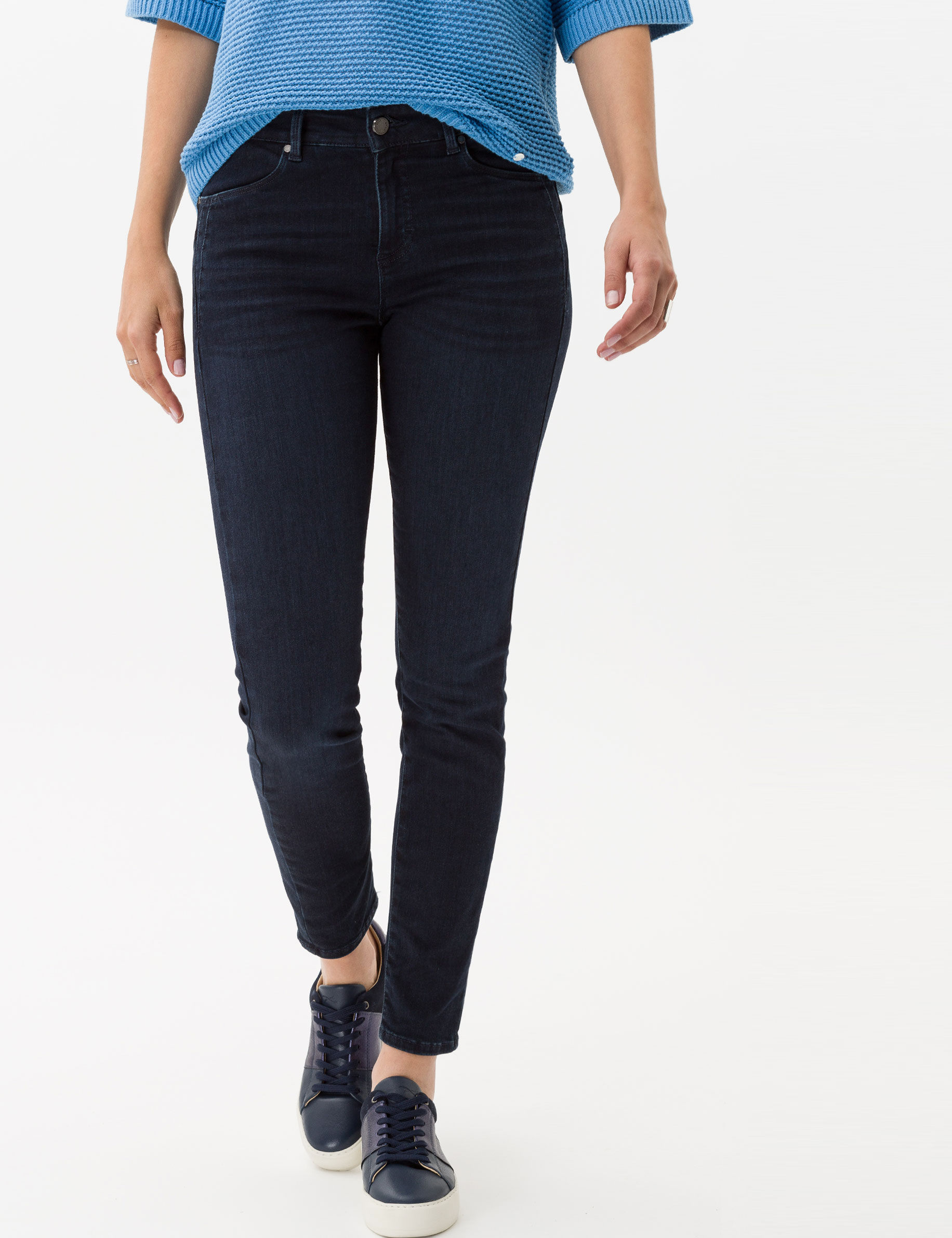 Women Style ANA USED DARK BLUE Skinny Fit Model Front