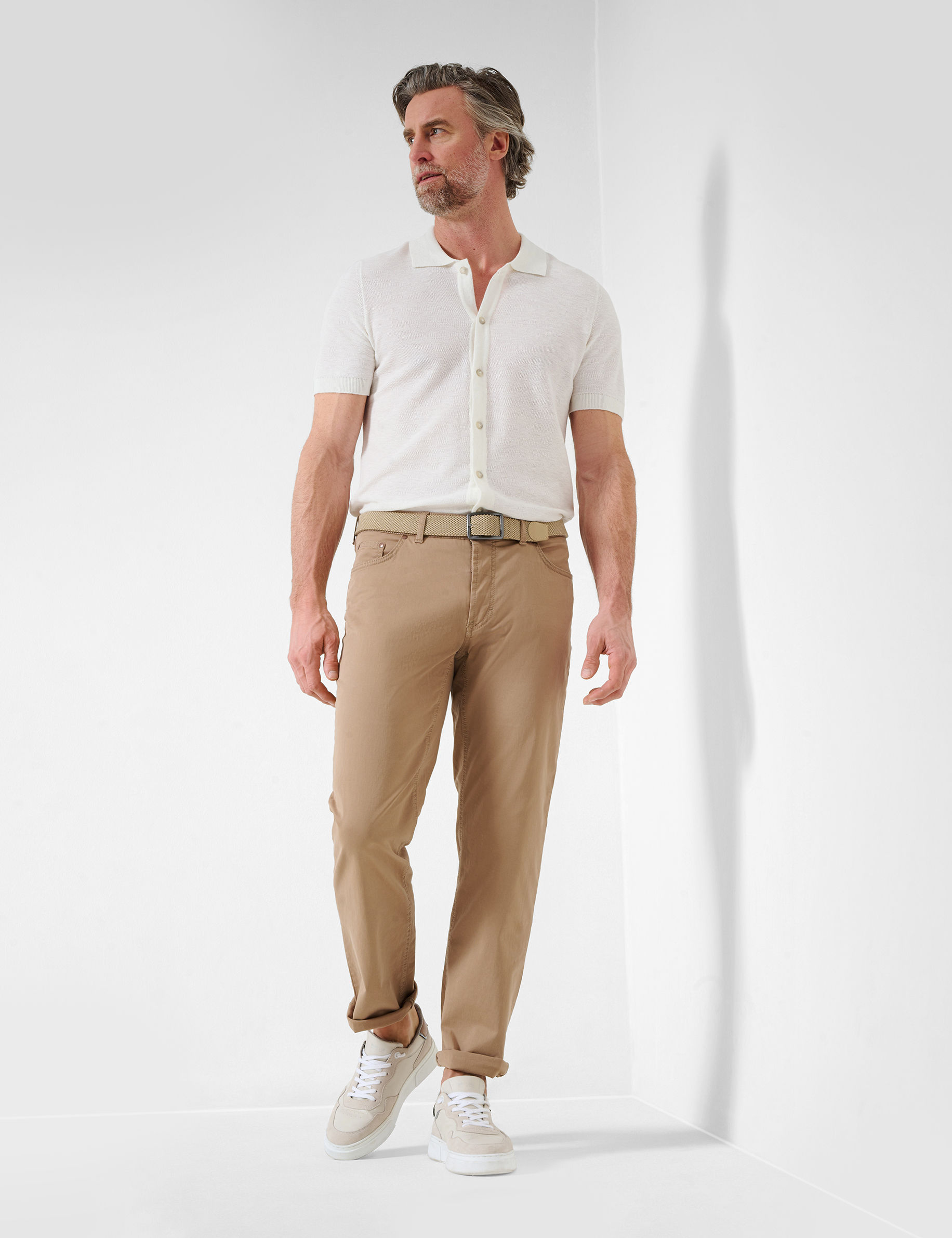 Men Style CARLOS BEIGE Regular Fit Model Outfit