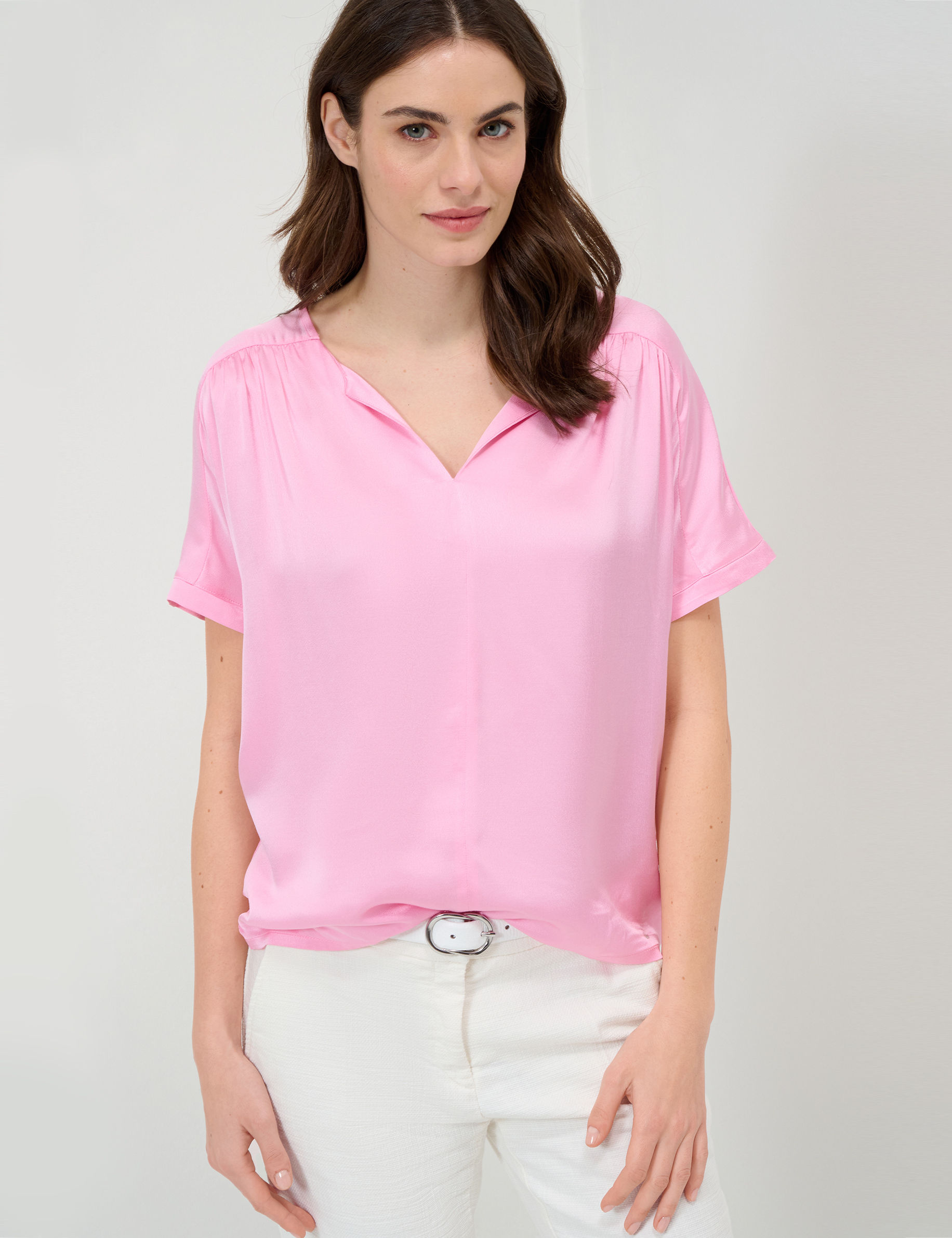 Women Style CAELEN rosa  Model Front