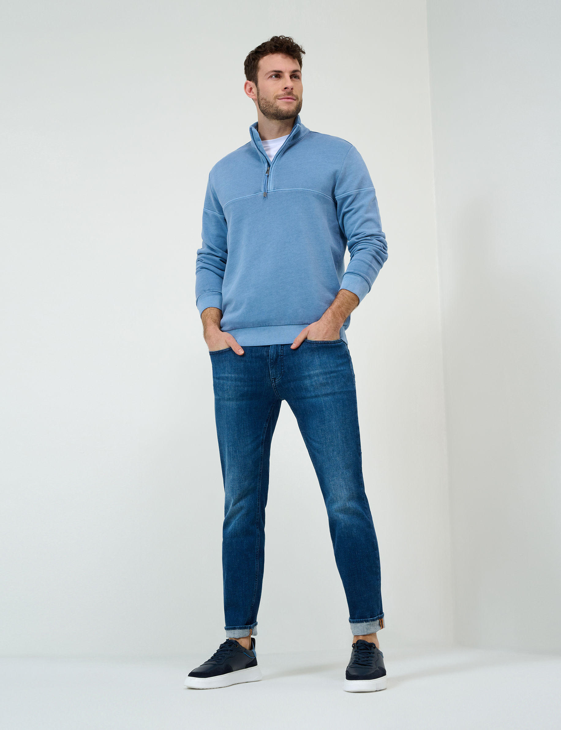 Men Style CHRIS WORN BLUE USED Slim Fit Model Outfit