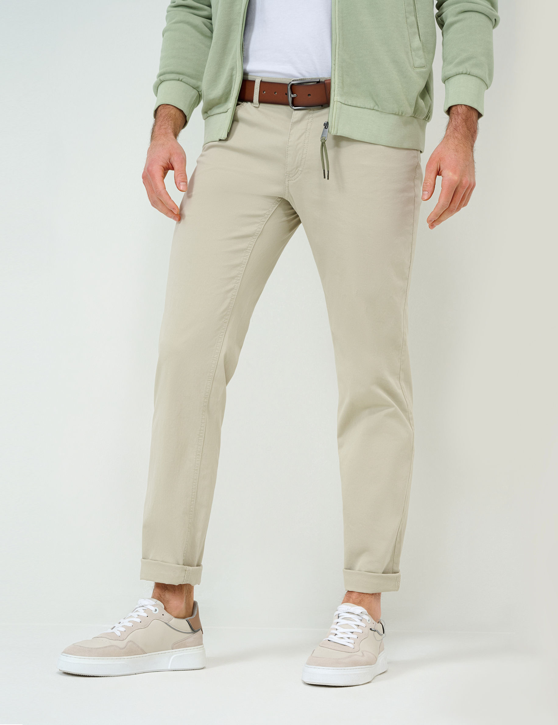Men Style COOPER COSY LINEN Regular Fit Model Front