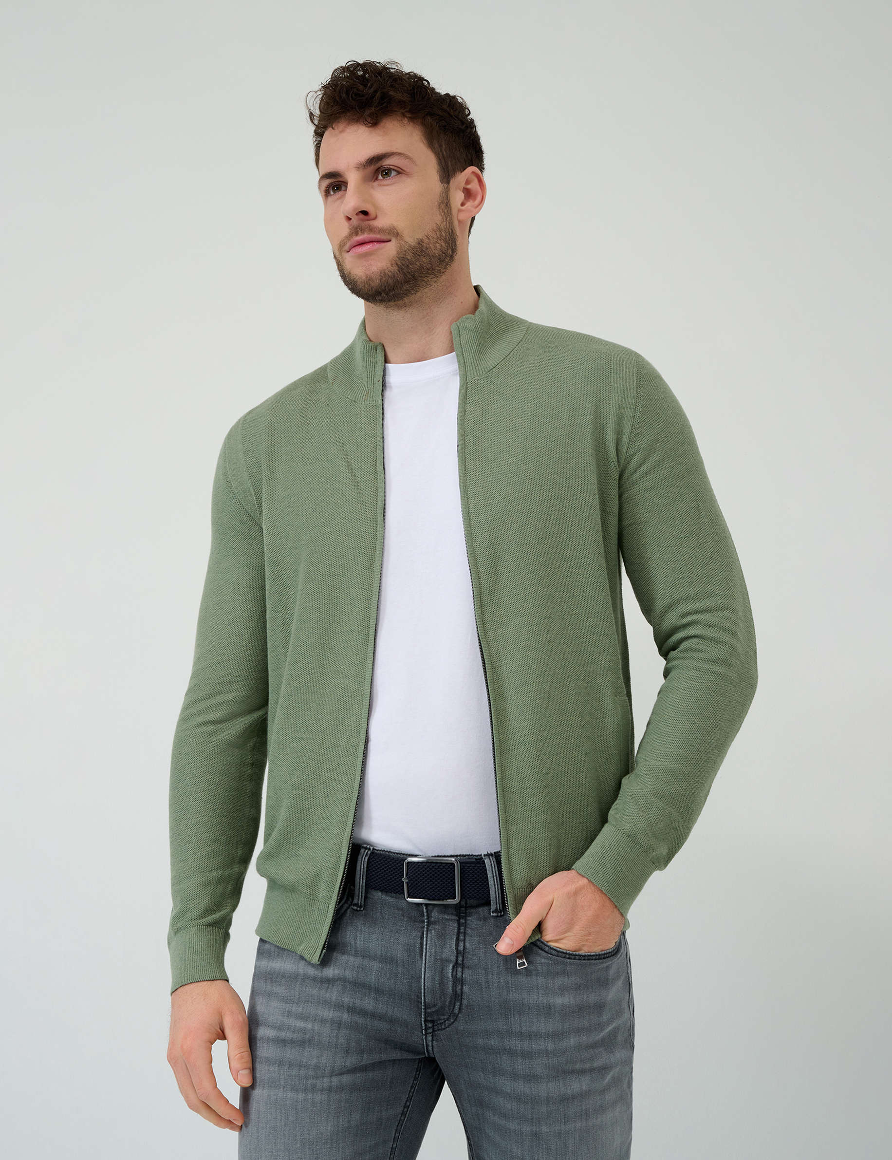 Shades of green, Men, Style JAKE, MODEL_FRONT_ISHOP