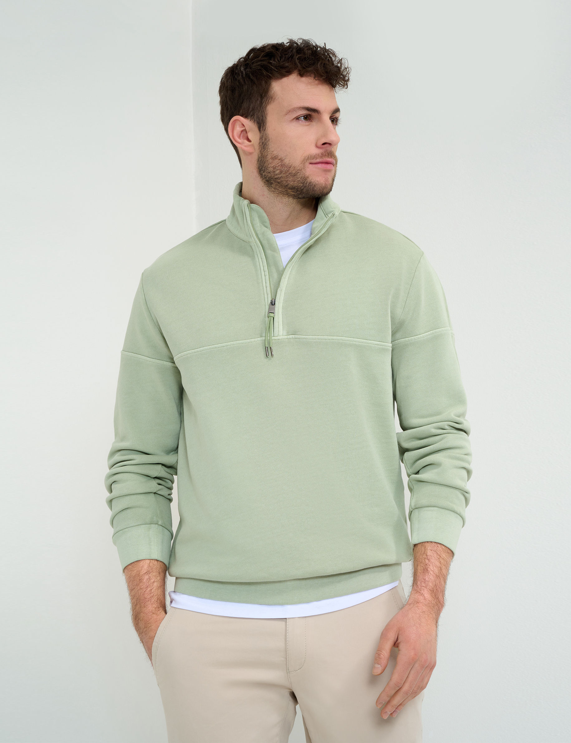 Shades of green, Men, Style SION, MODEL_FRONT_ISHOP