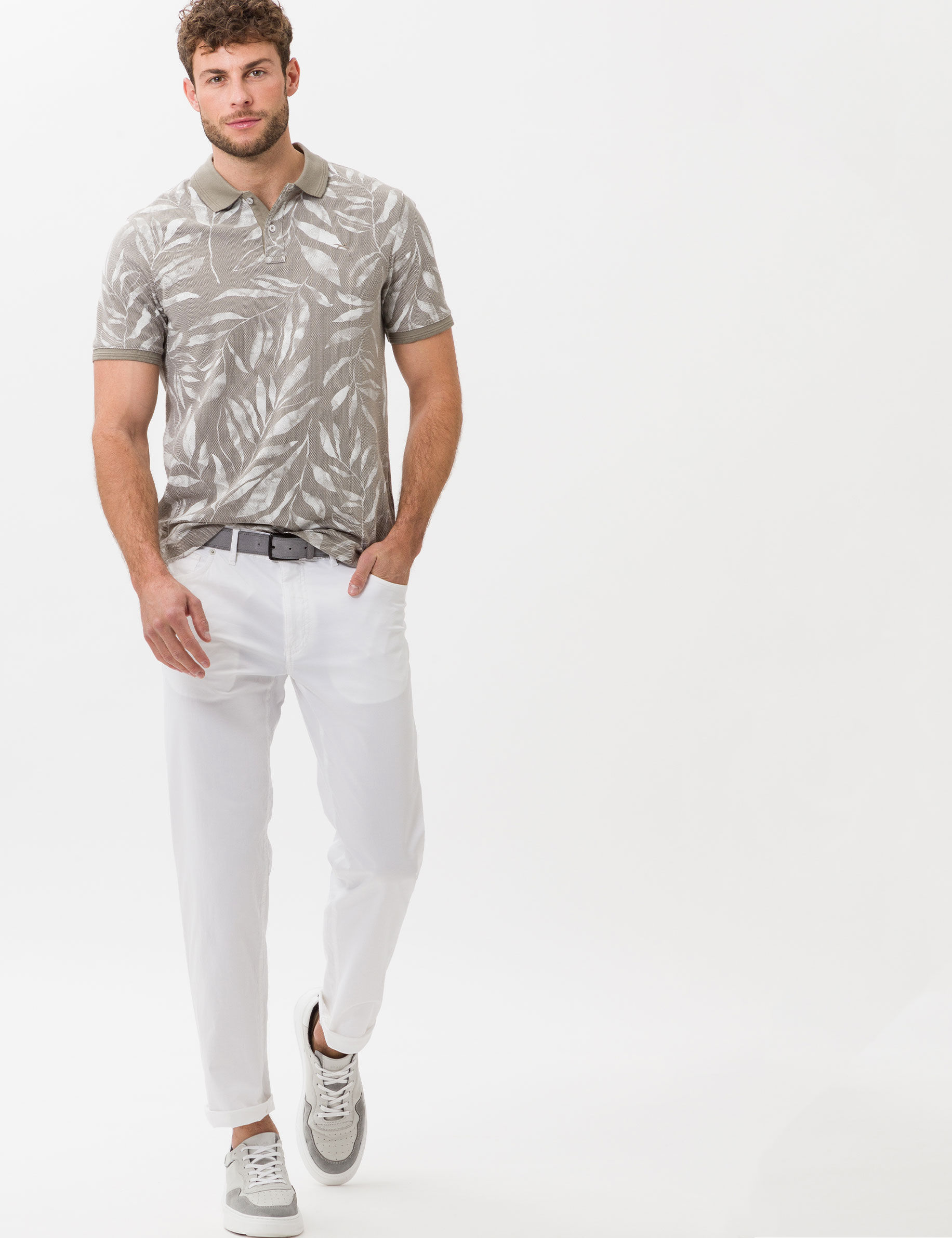 Men Style CADIZ WHITE Straight Fit Model Outfit