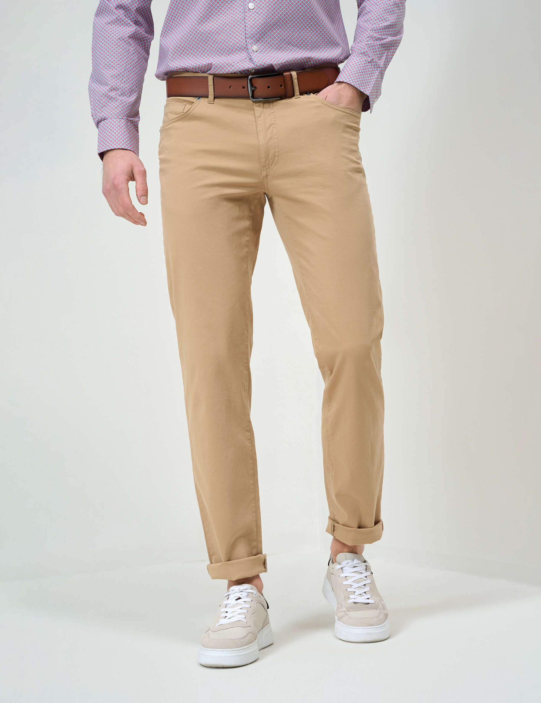 Men Style CADIZ BEIGE Straight Fit Model Front