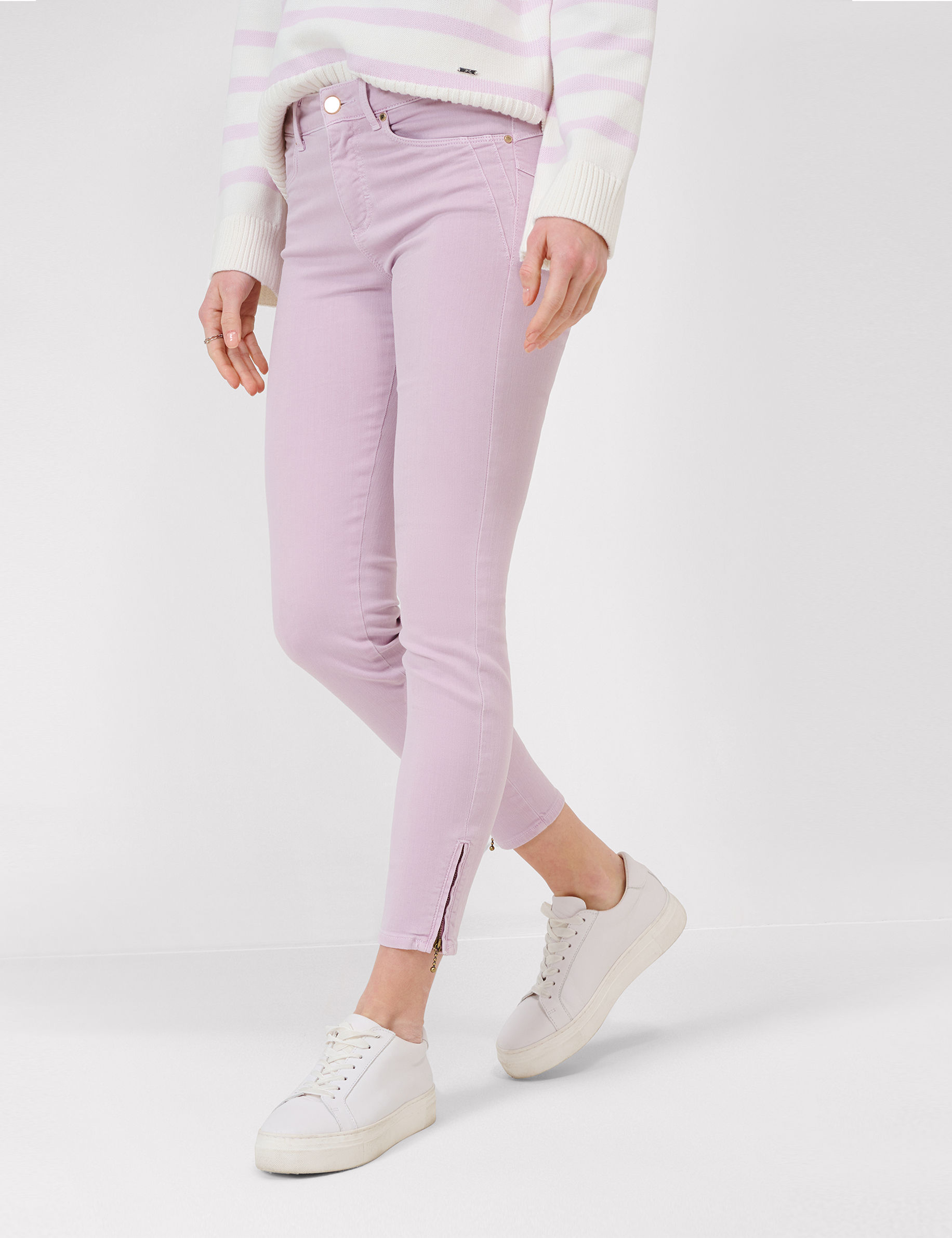 Women Style ANA S SOFT PURPLE Skinny Fit Model Front