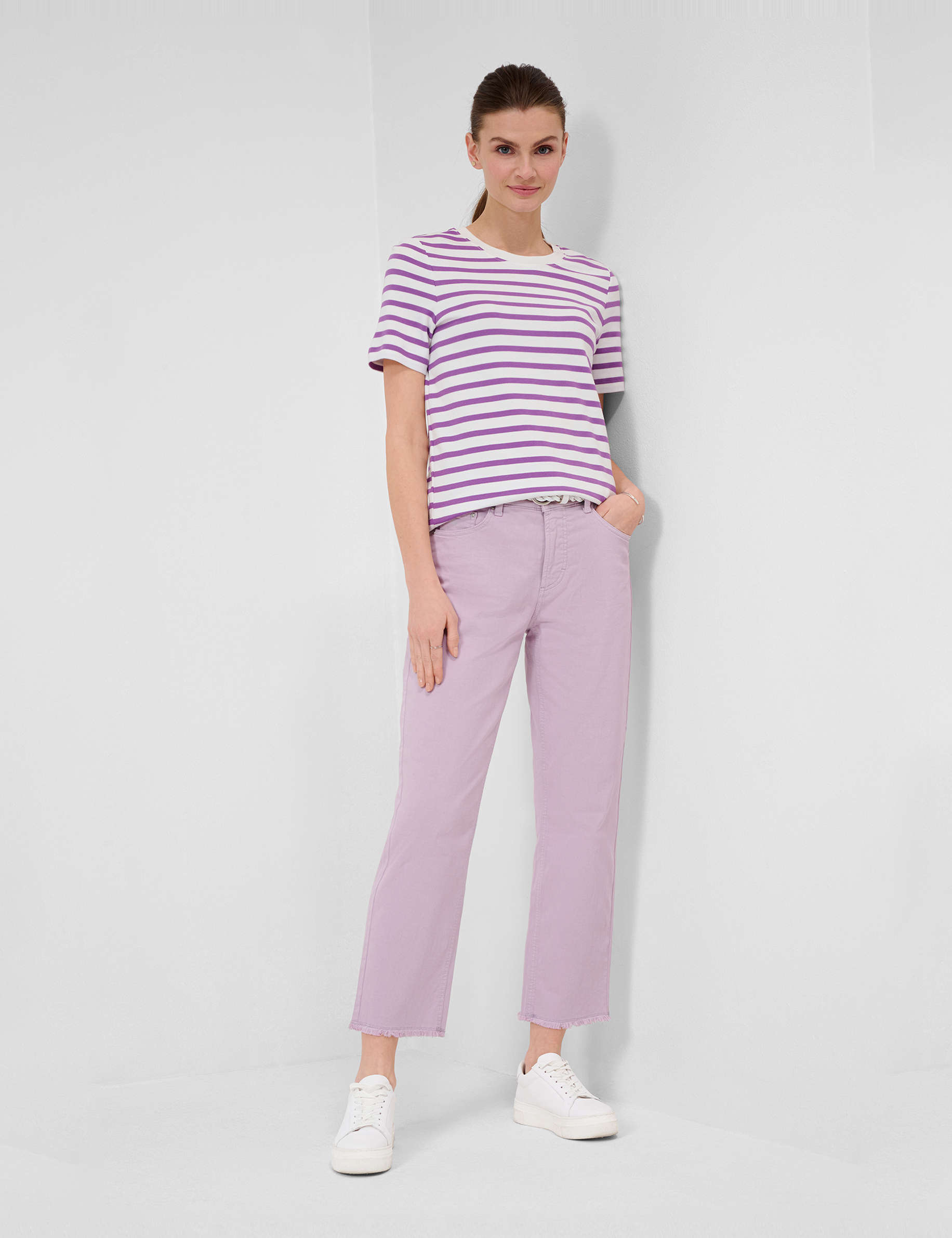 Women Style MADISON S SOFT PURPLE Straight Fit Model Outfit