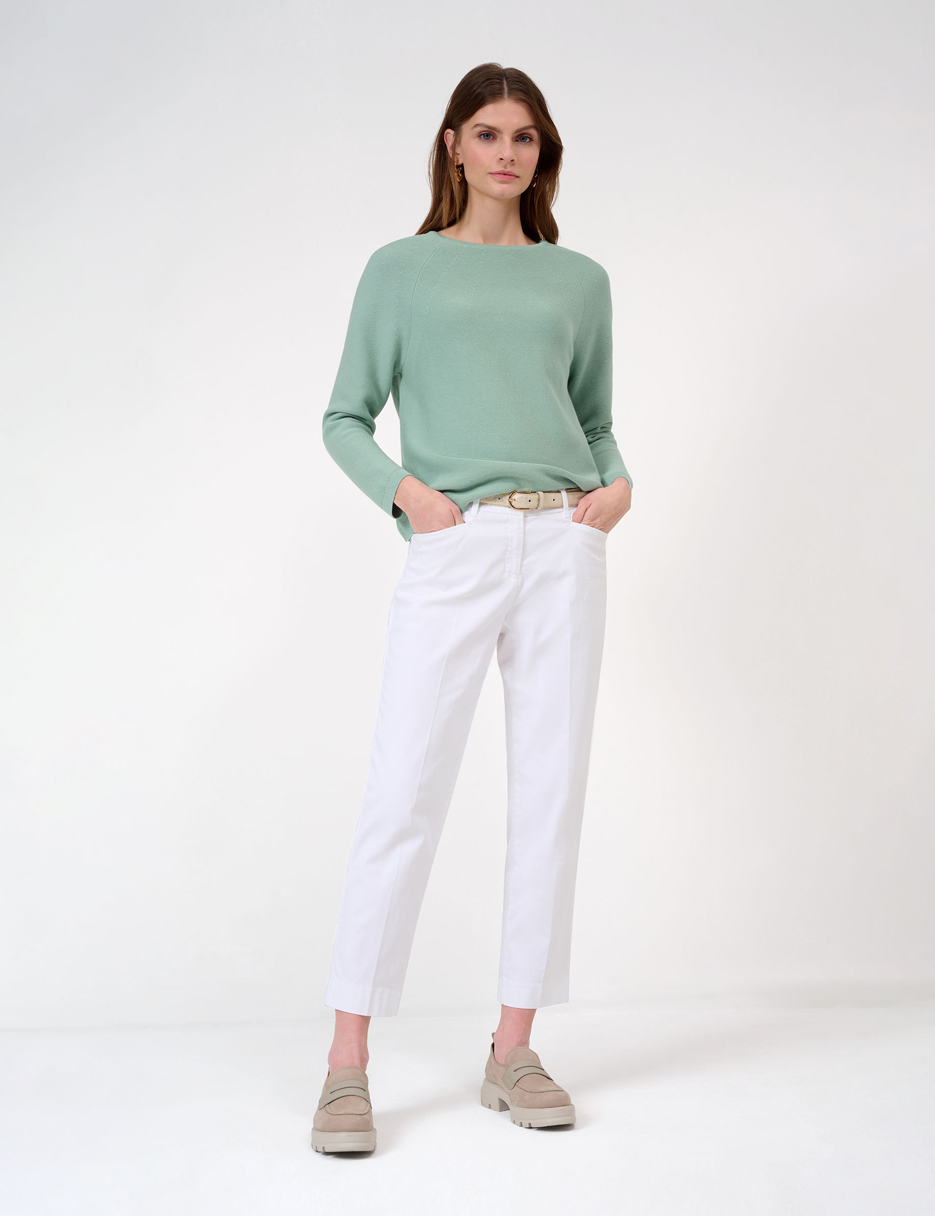 Women Style MARA S WHITE Regular Fit Model Outfit
