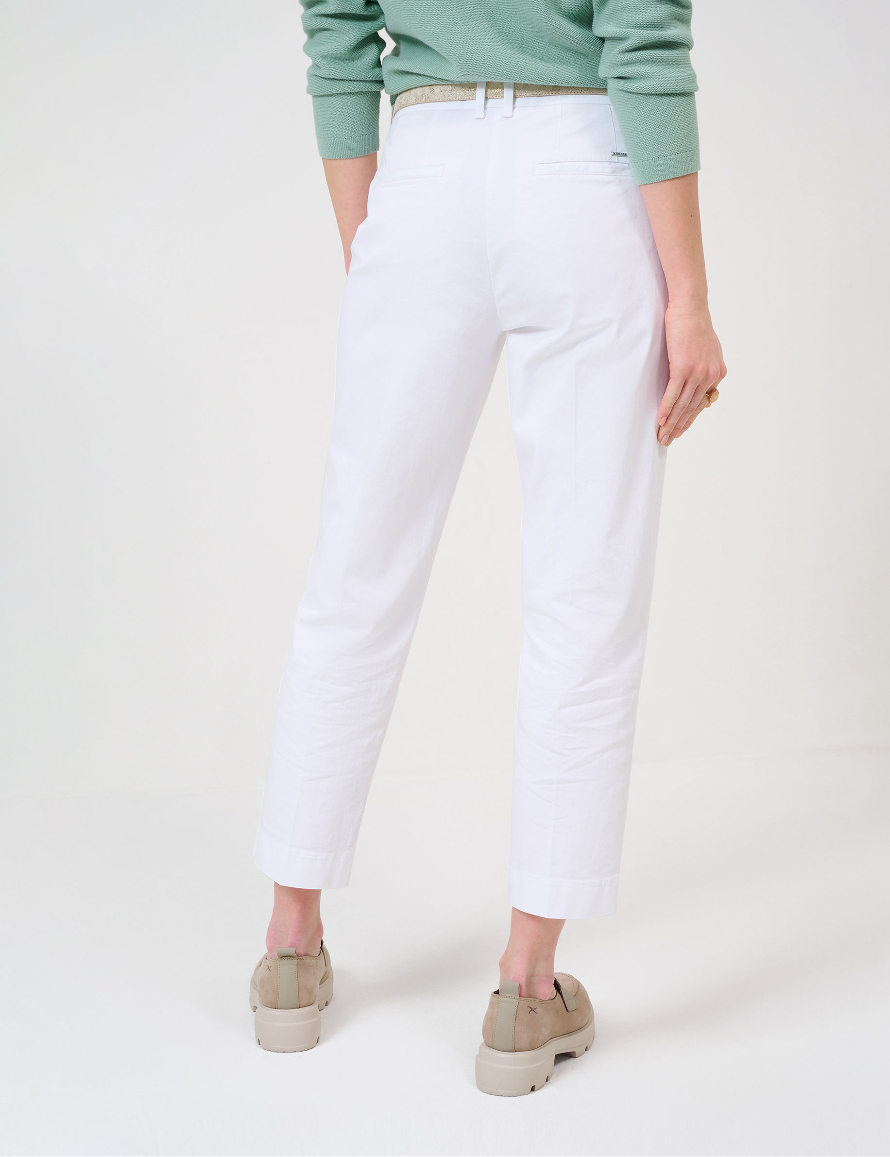 Women Style MARA S WHITE Regular Fit Model back