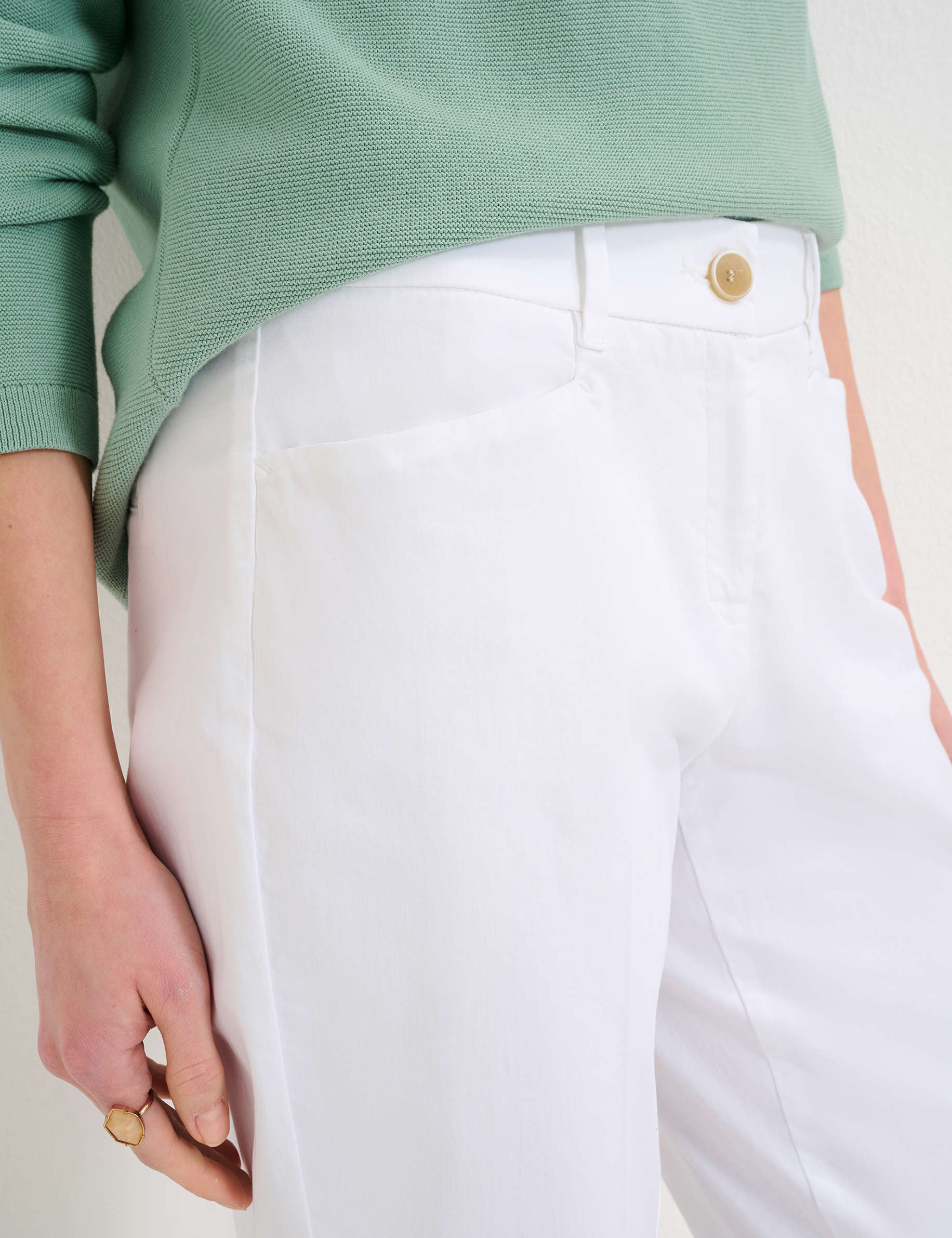 Women Style MARA S WHITE Regular Fit Detail 2