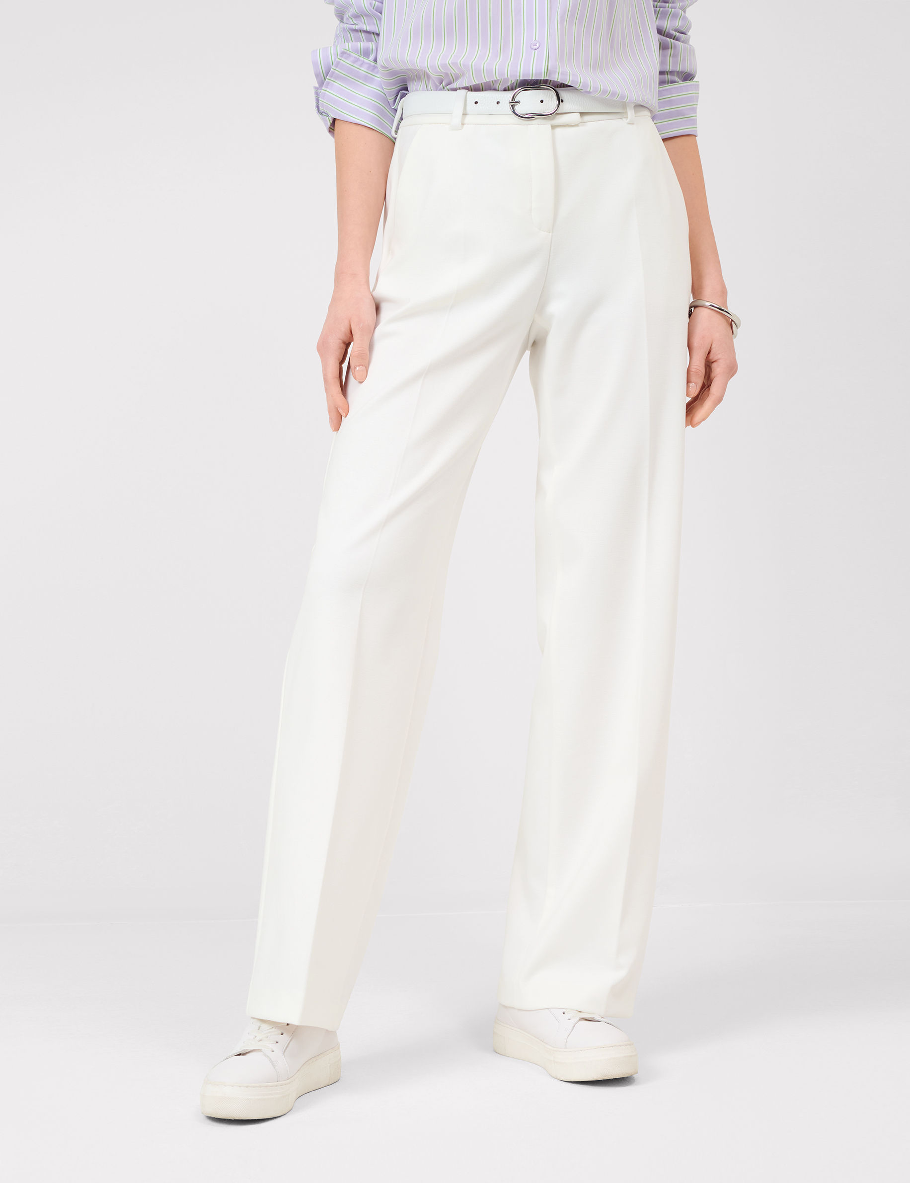 Women Style MAINE OFFWHITE Wide Leg Model Front
