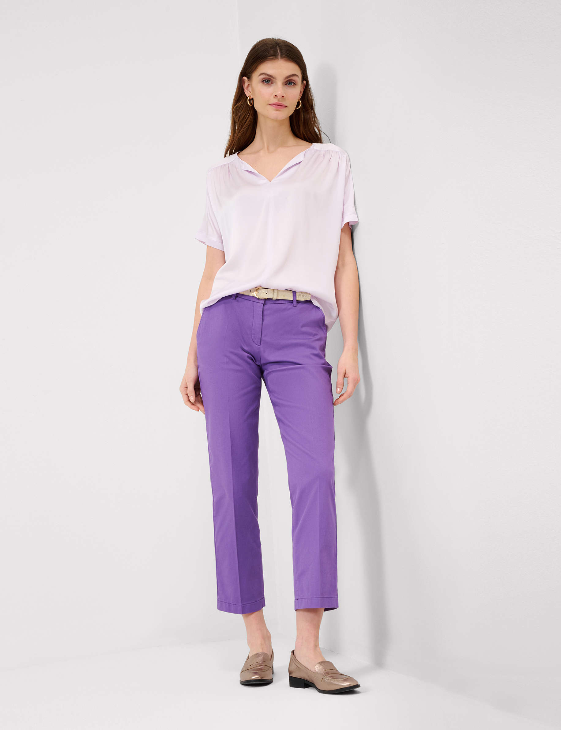 Women Style CAELEN soft purple  Model Outfit