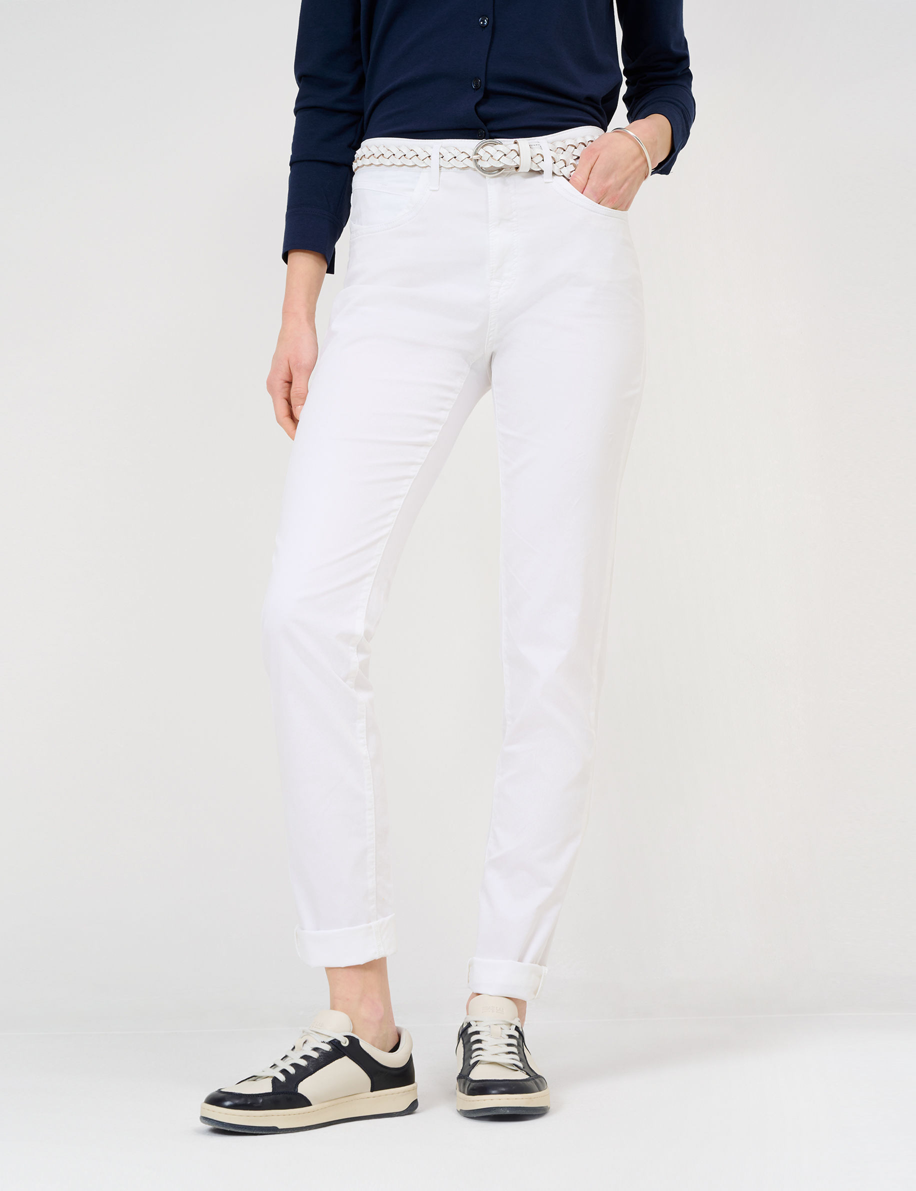 Women Style CAROLA WHITE Feminine Fit Model Front