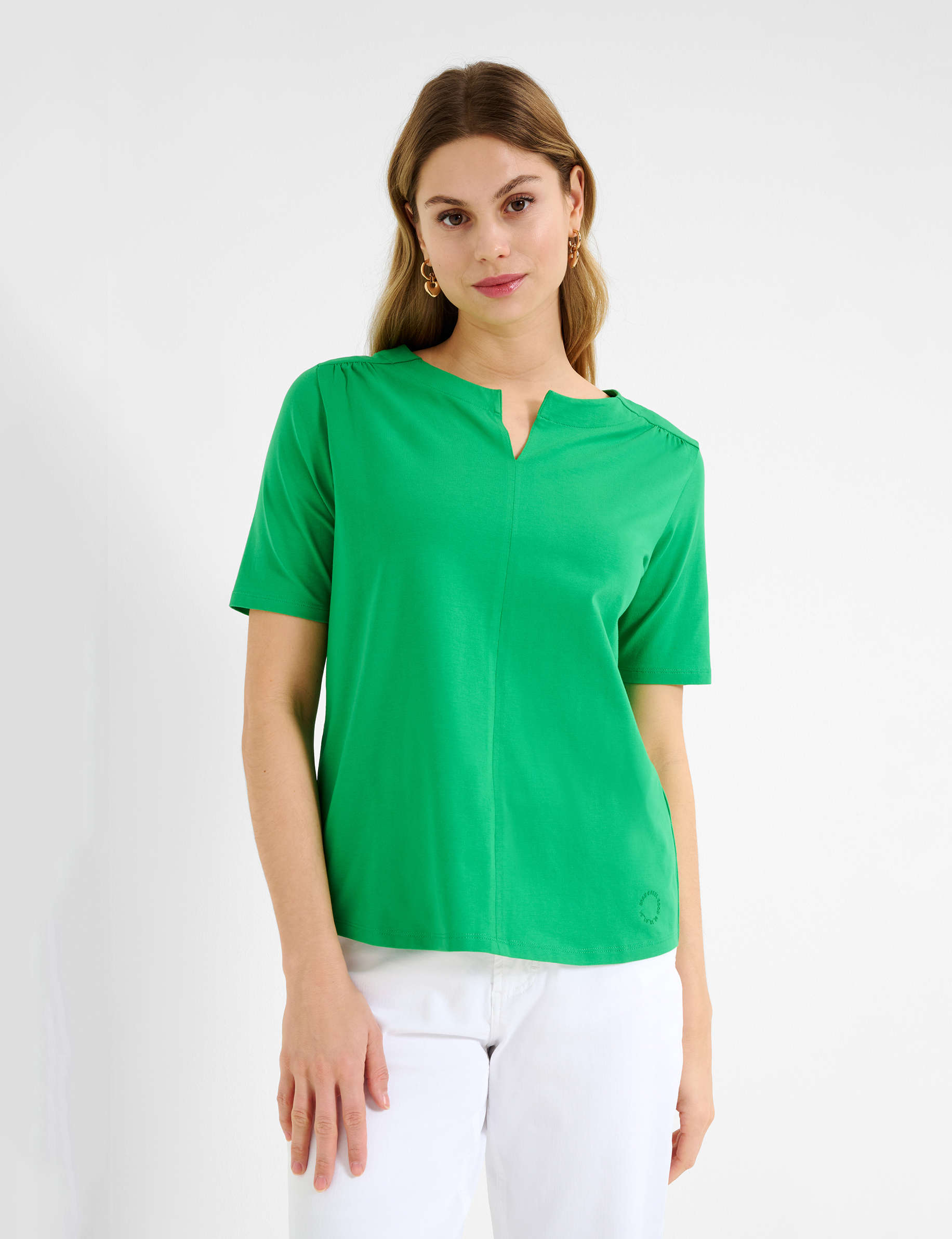 Women Style CAELEN apple green  Model Front