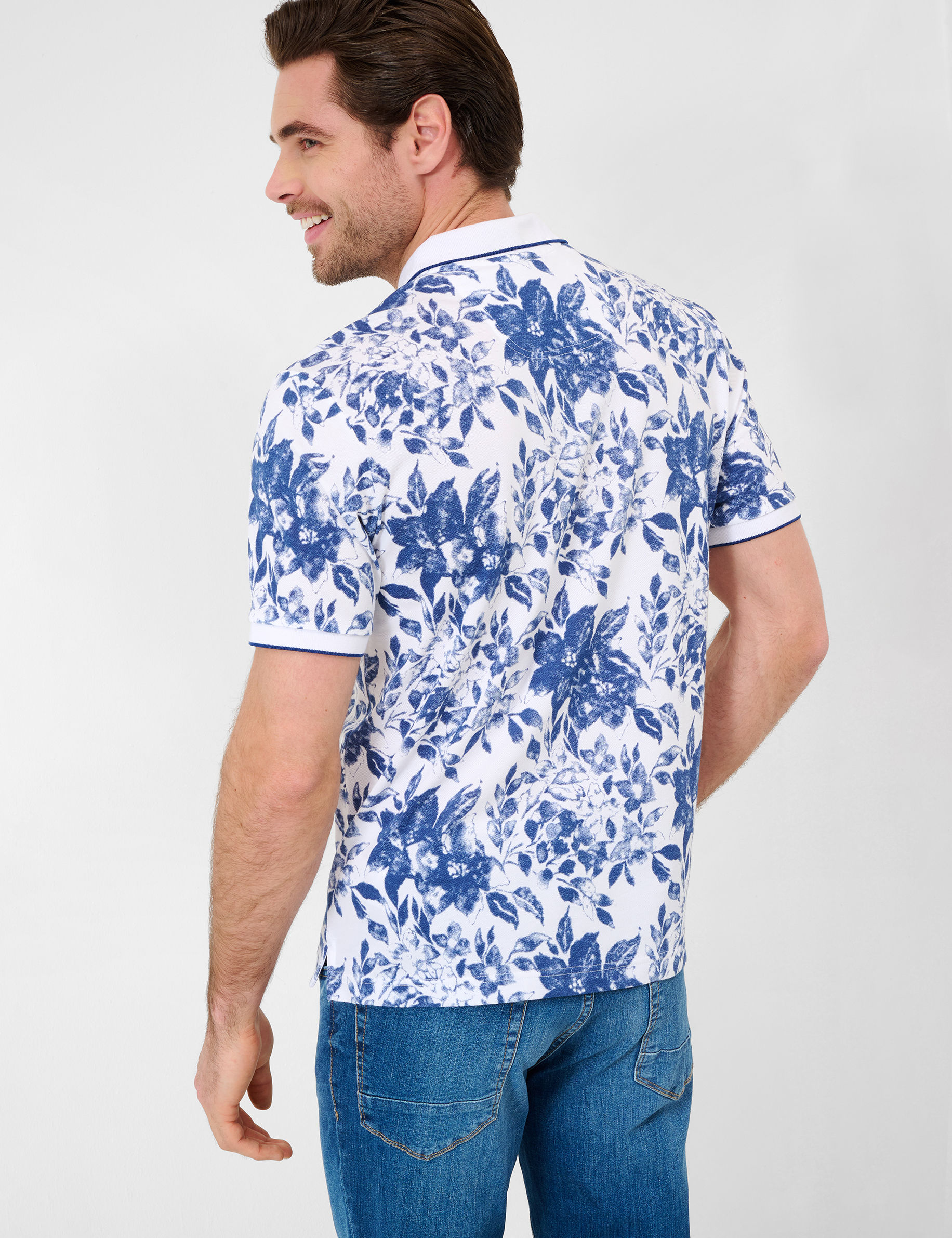 Men Style PERRY cove  Model back