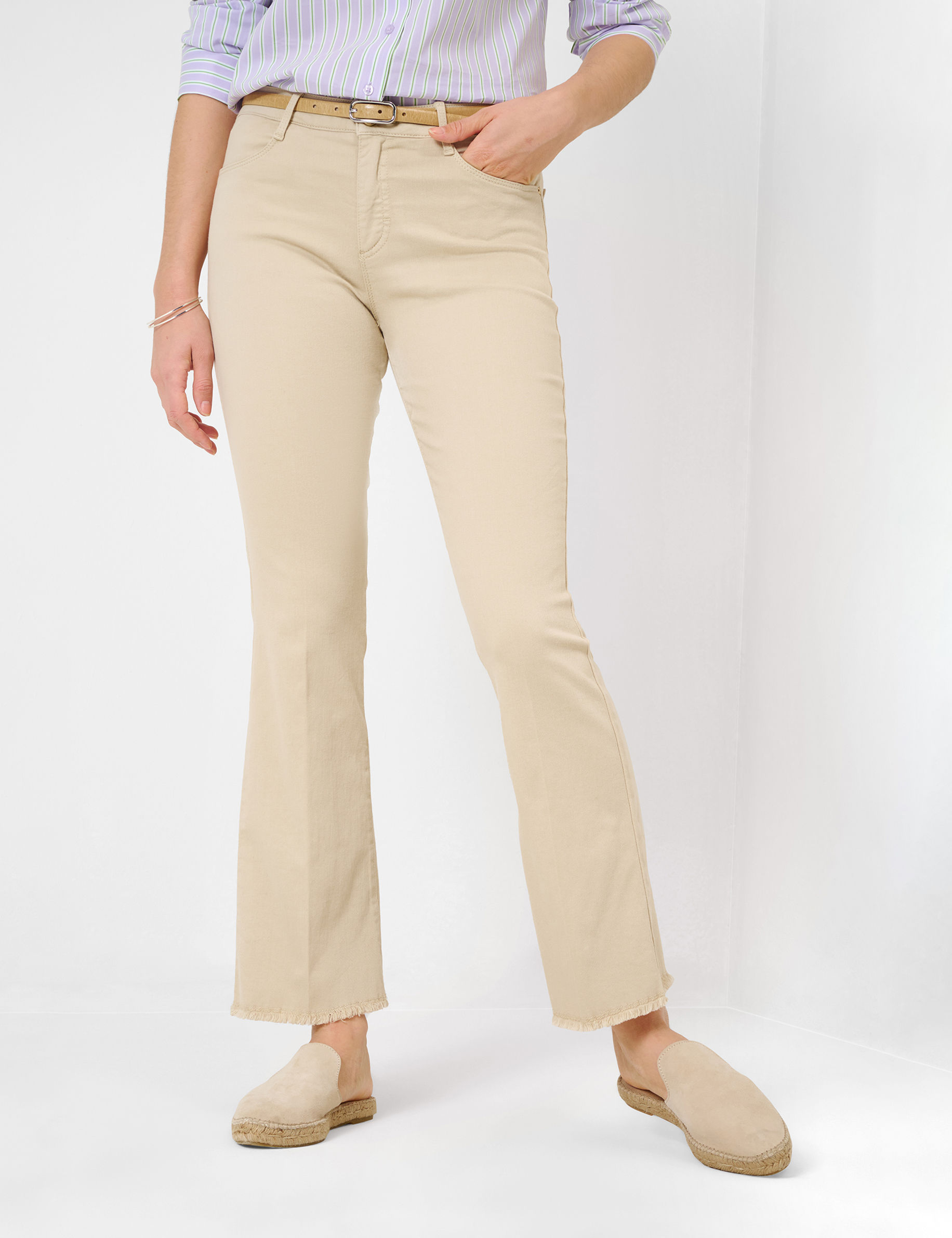 Women Style SHAKIRA S EGGSHELL Slim Fit Model Front