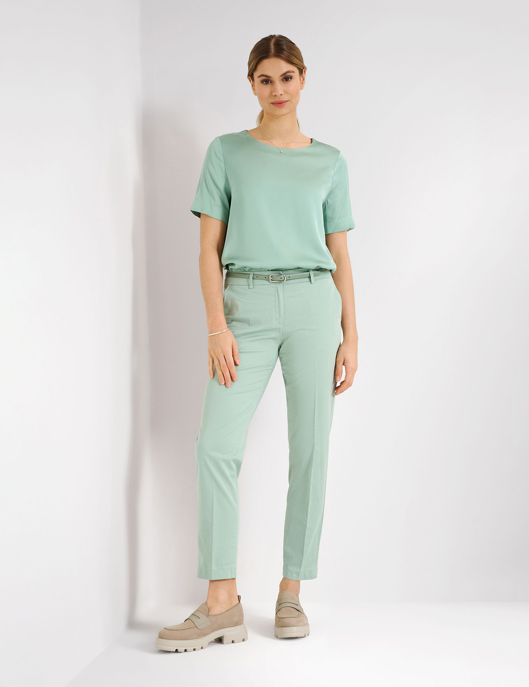 Women Style MARON S MINT Regular Fit Model Outfit