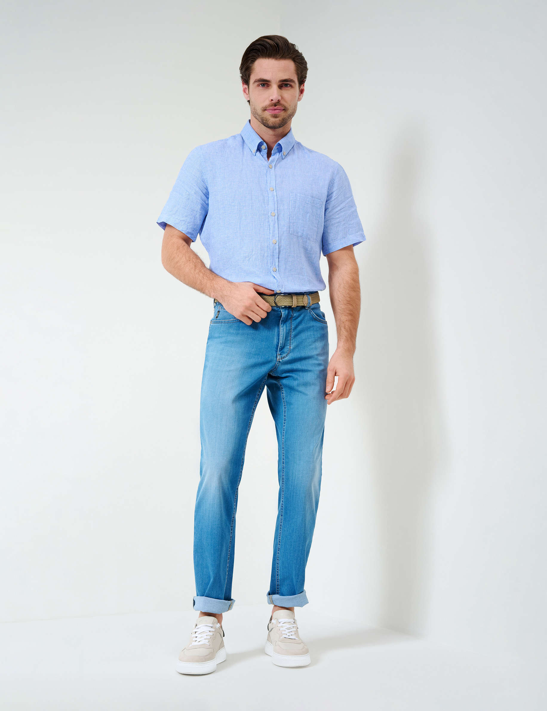 Men Style COOPER LIGHT BLUE USED Regular Fit Model Outfit