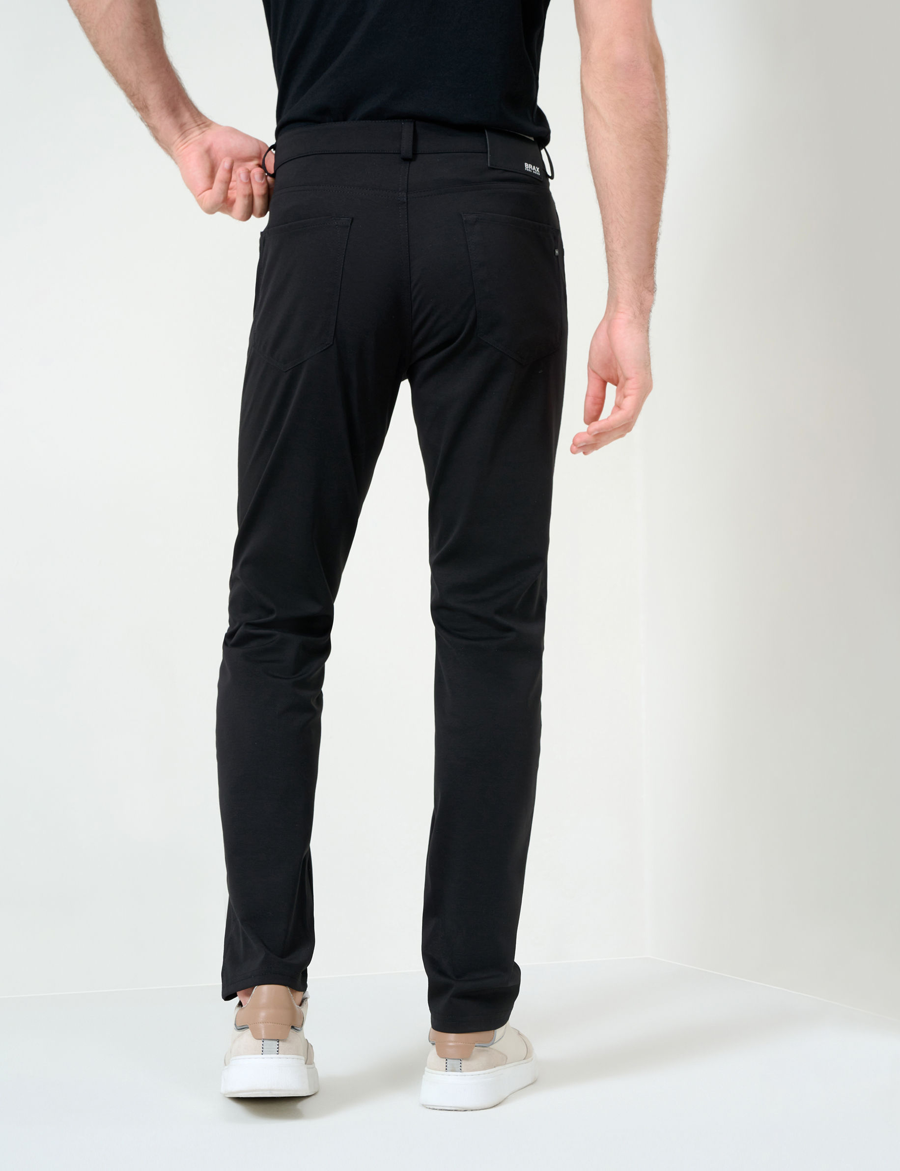 Men Style CHUCK BLACK Modern Fit Model back