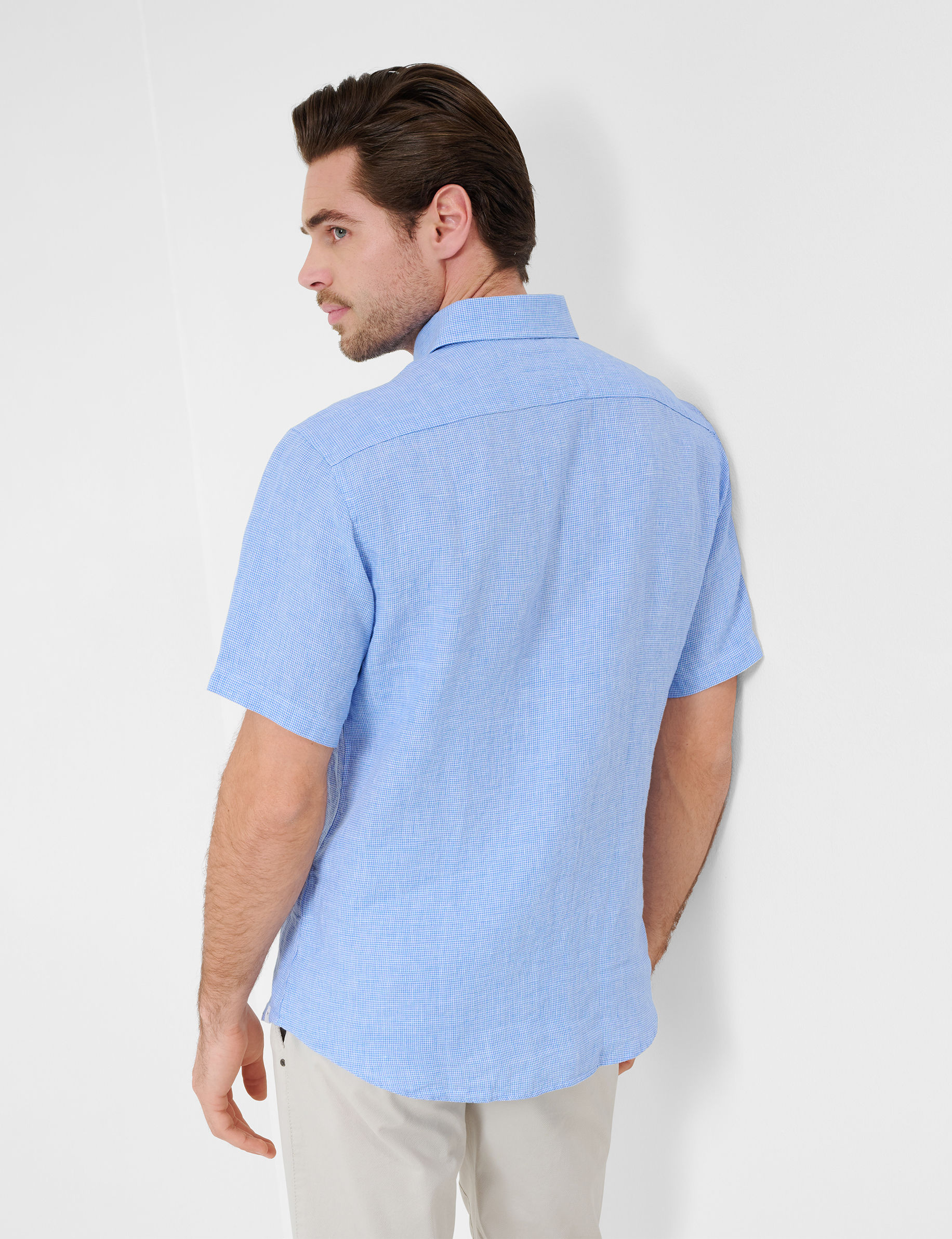 Men Style DAN smooth blue  Model back