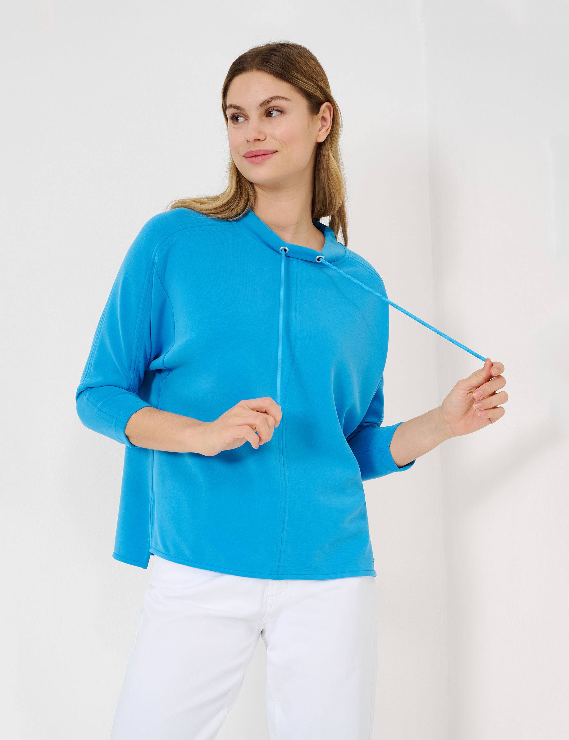 Shades of Blue, Women, Style BEE, MODEL_FRONT_ISHOP