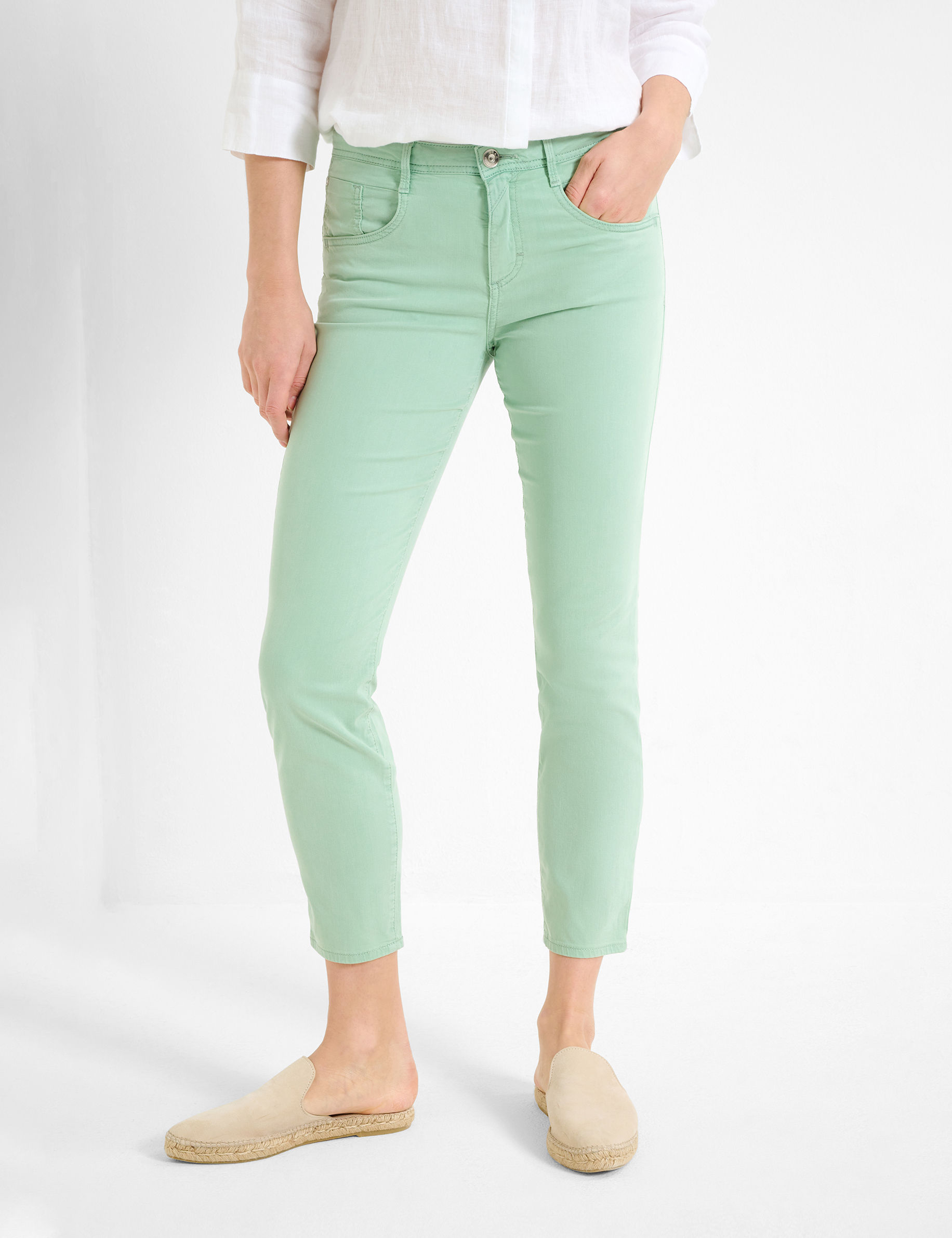 Women Style SHAKIRA S MINT Slim Fit Model Front