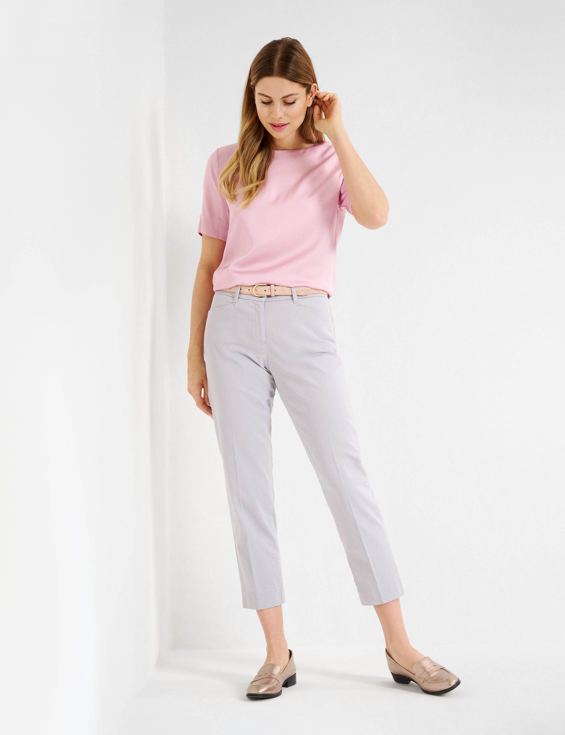 Women Style MARA S LIGHT GREY Regular Fit Model Outfit