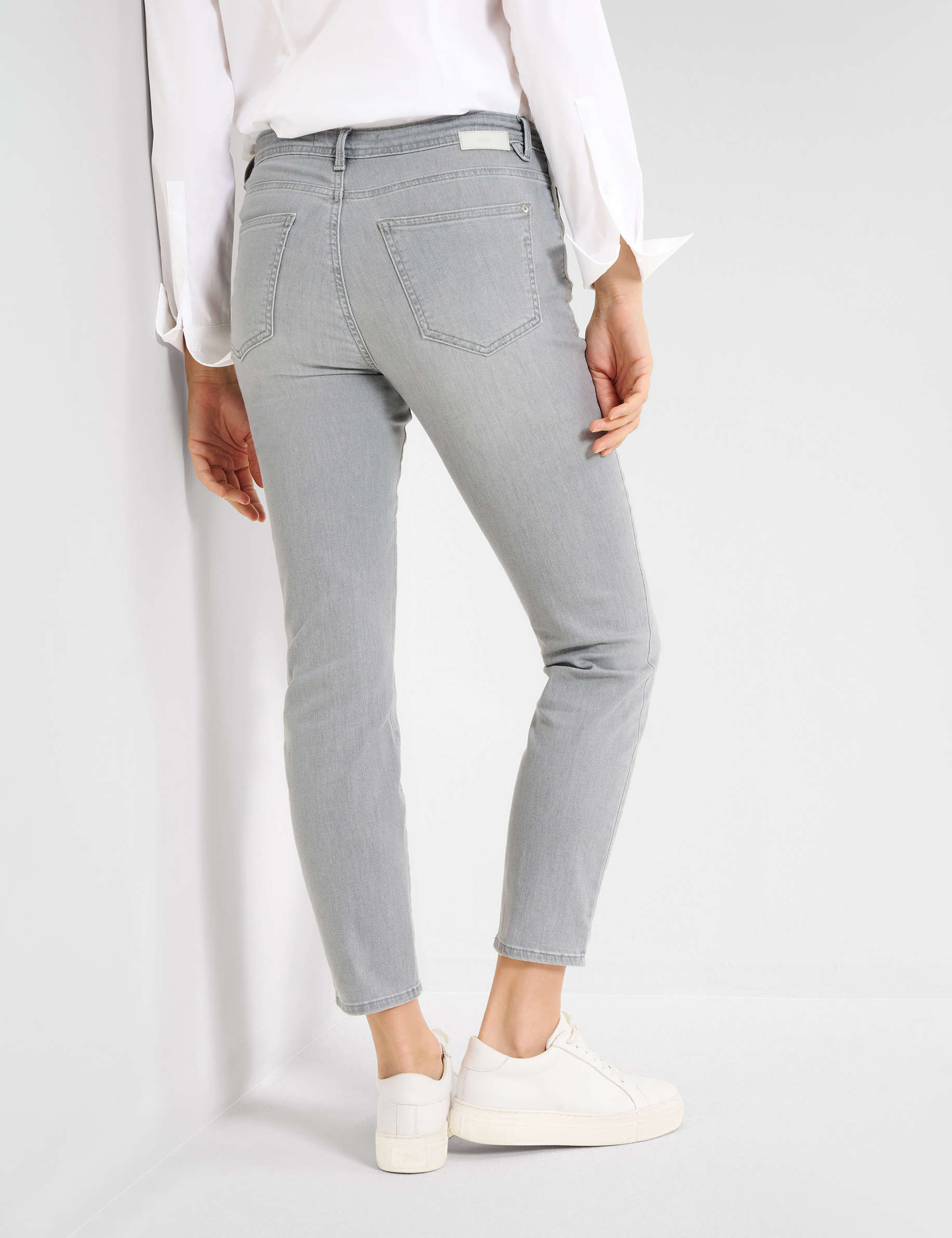 Women Style SHAKIRA S USED GREY Slim Fit Model back