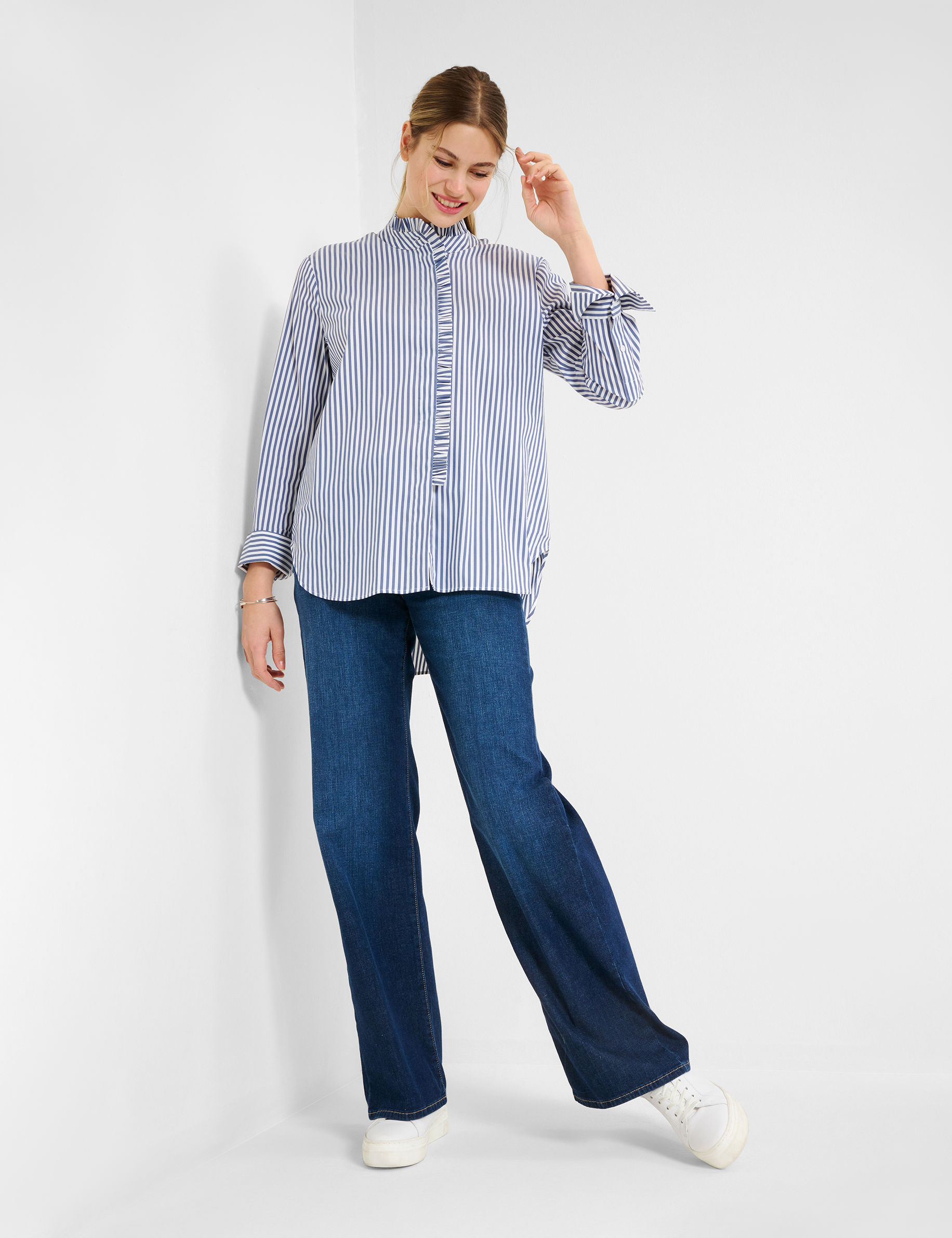 Women Style VINNY indigo  Model Outfit