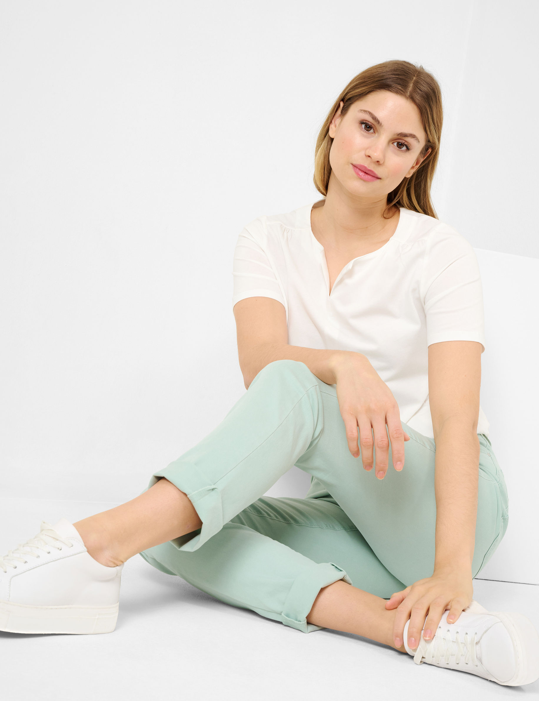 Women Style MARY MINT Regular Fit Detail 1