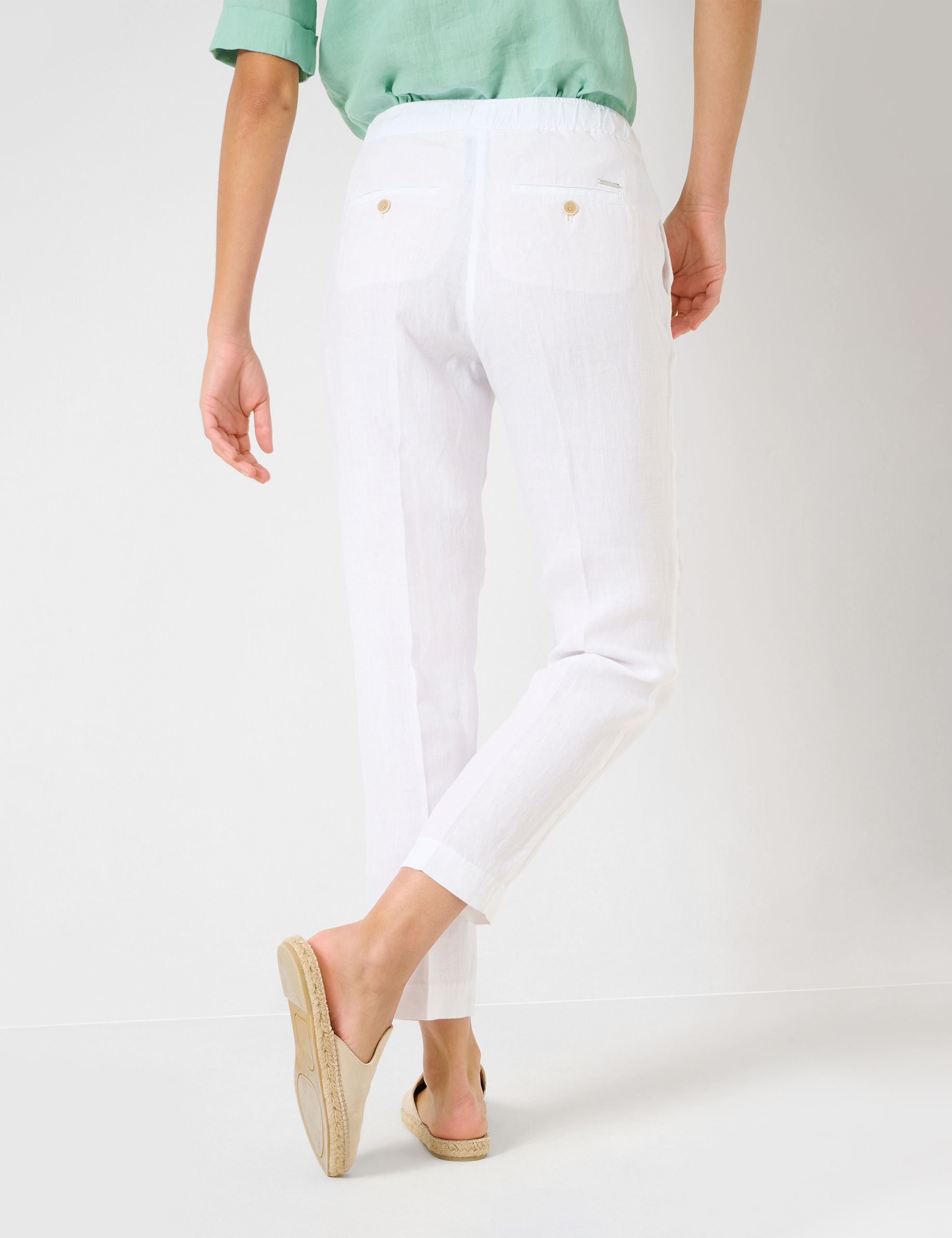 Women Style MARON S WHITE Regular Fit Model back