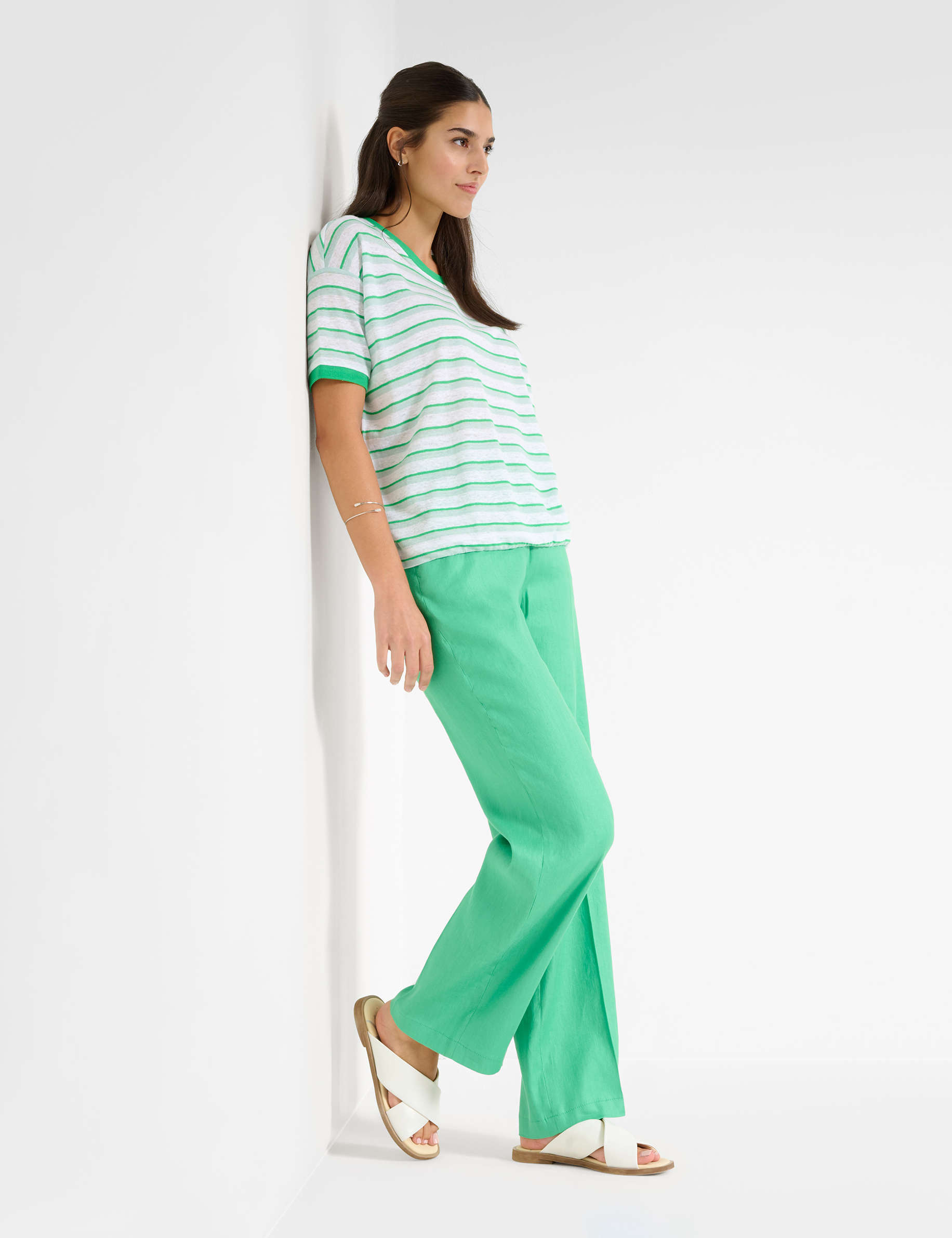 Women Style CANDICE mint  Model Outfit