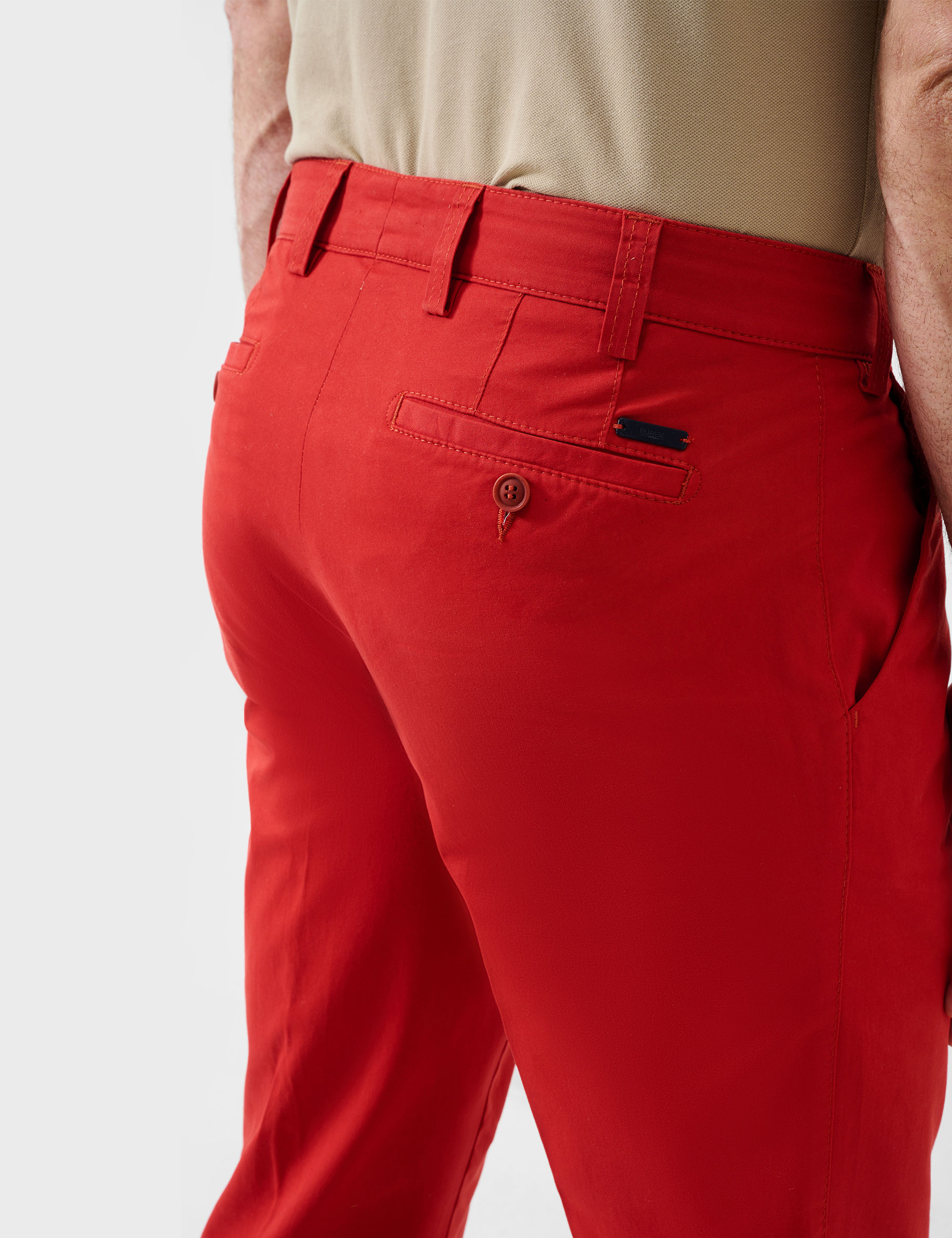 Men Style LUIS RED Regular Fit Detail 2
