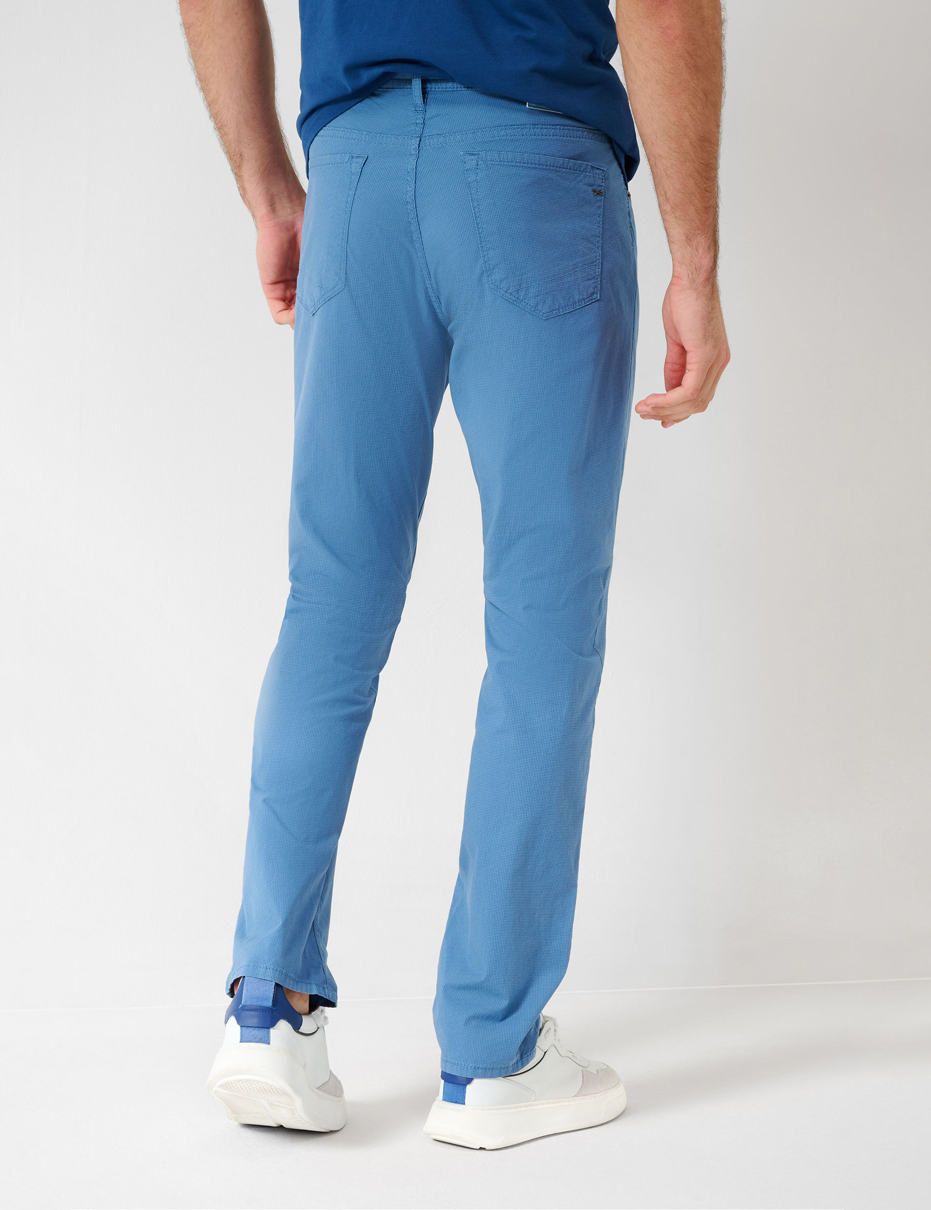 Men Style CHUCK DUSTY BLUE Modern Fit Model back