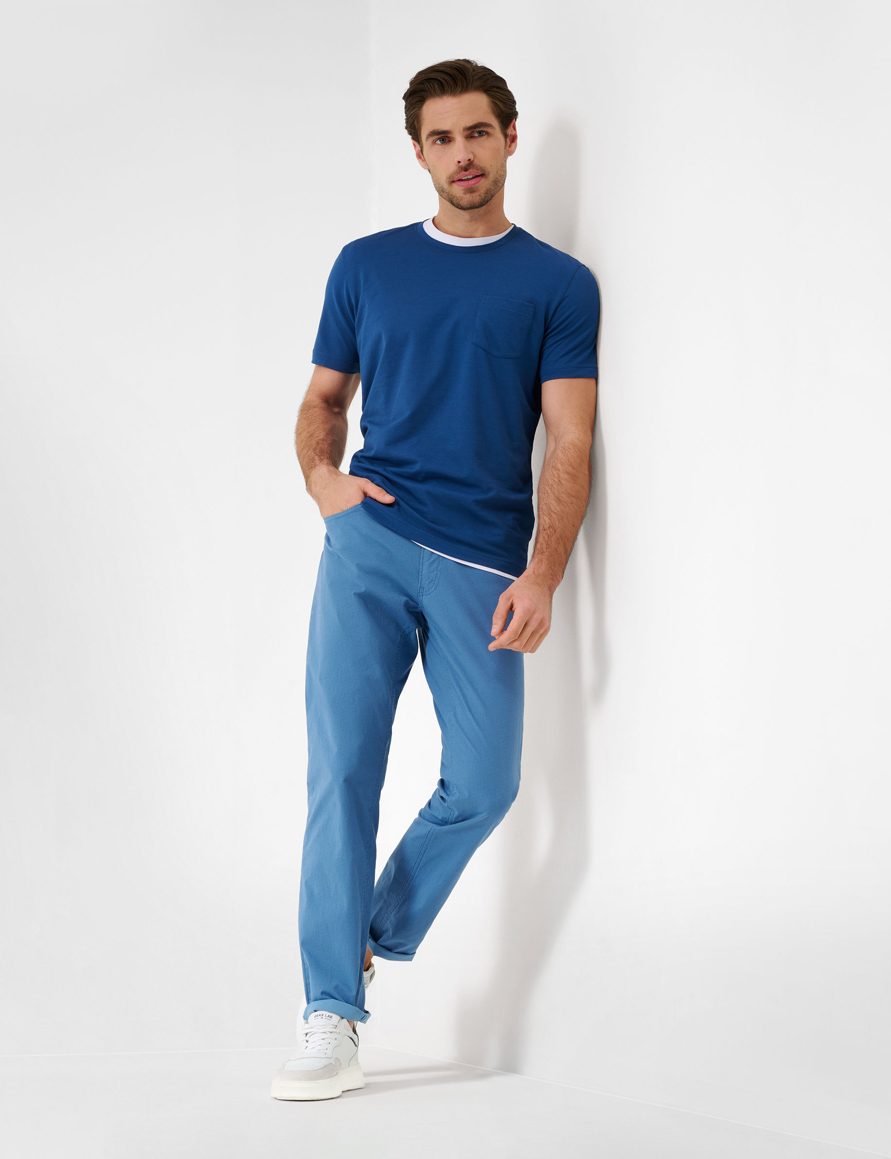 Men Style CHUCK DUSTY BLUE Modern Fit Model Outfit
