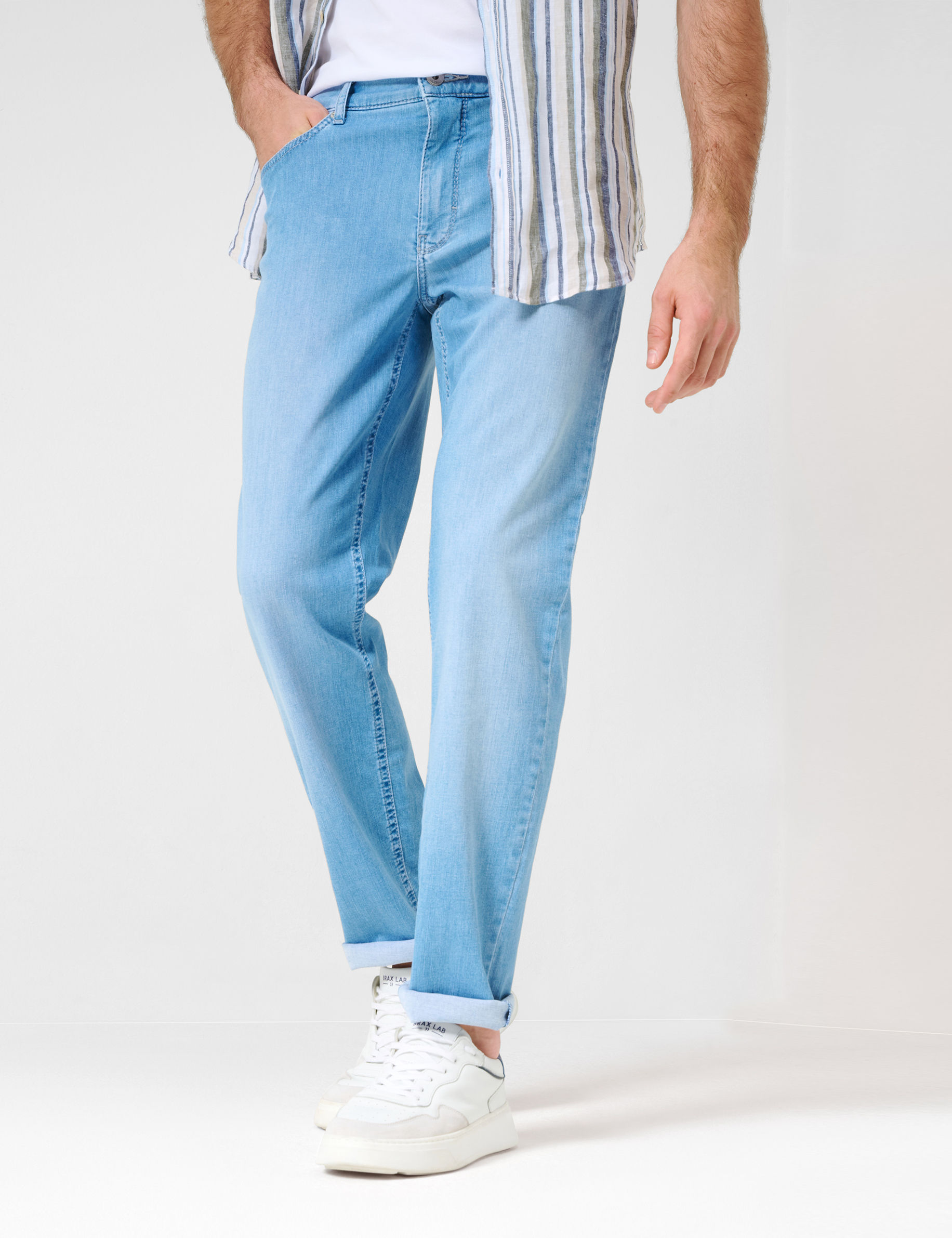 Men Style COOPER LIGHT BLUE USED Regular Fit Model Front