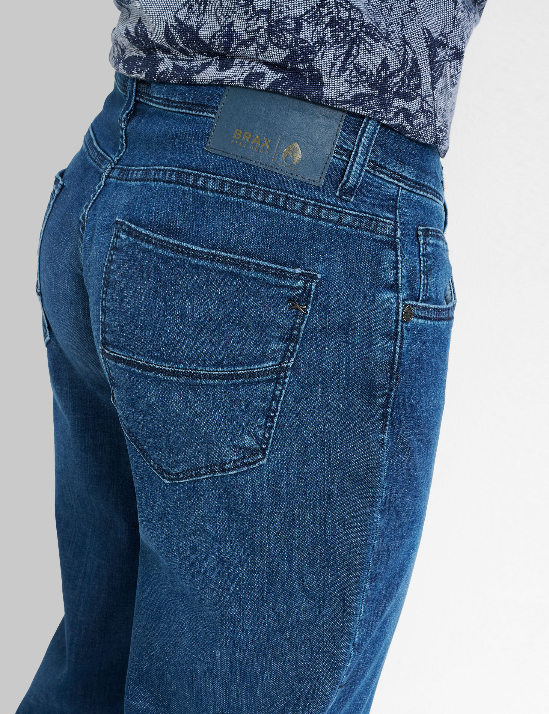 Men Style CADIZ REGULAR BLUE USED Straight Fit Detail 2