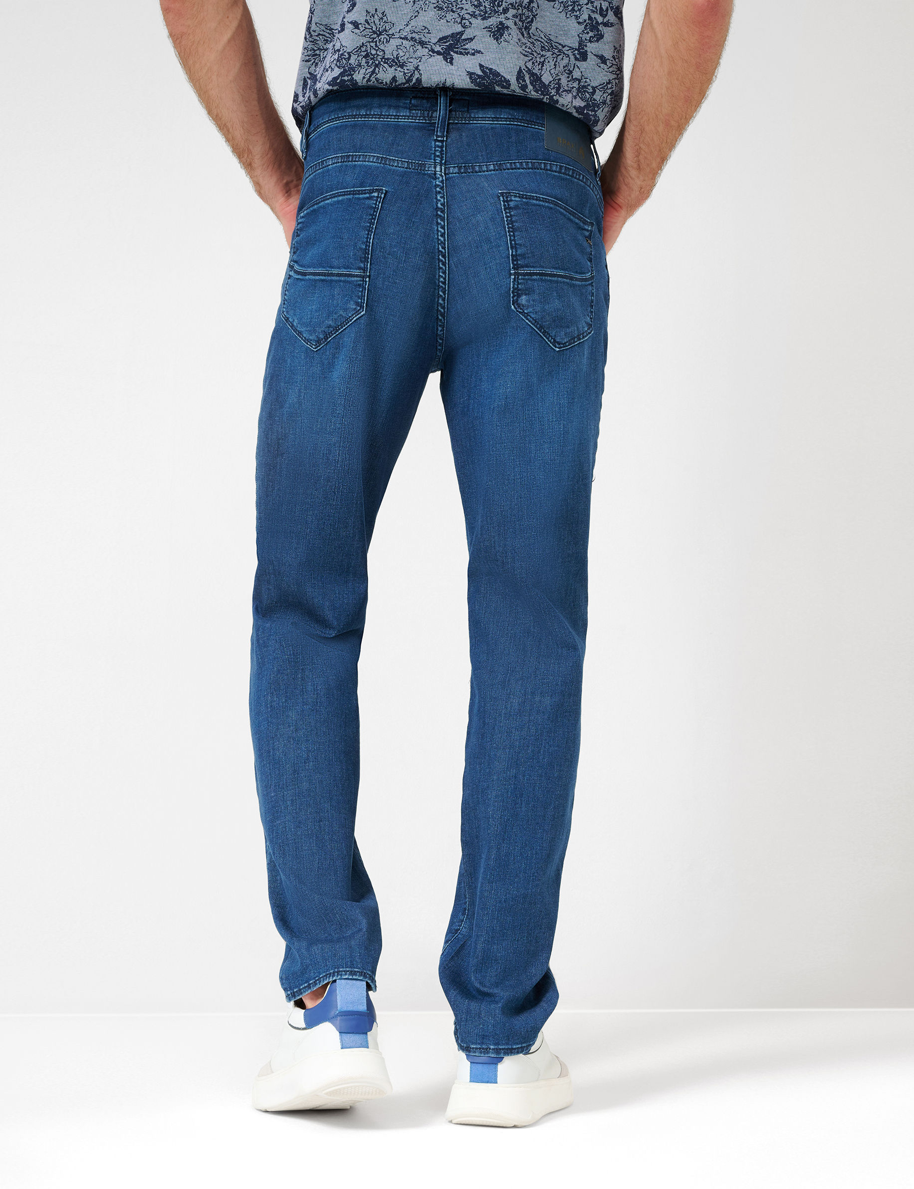 Men Style CADIZ REGULAR BLUE USED Straight Fit Model back