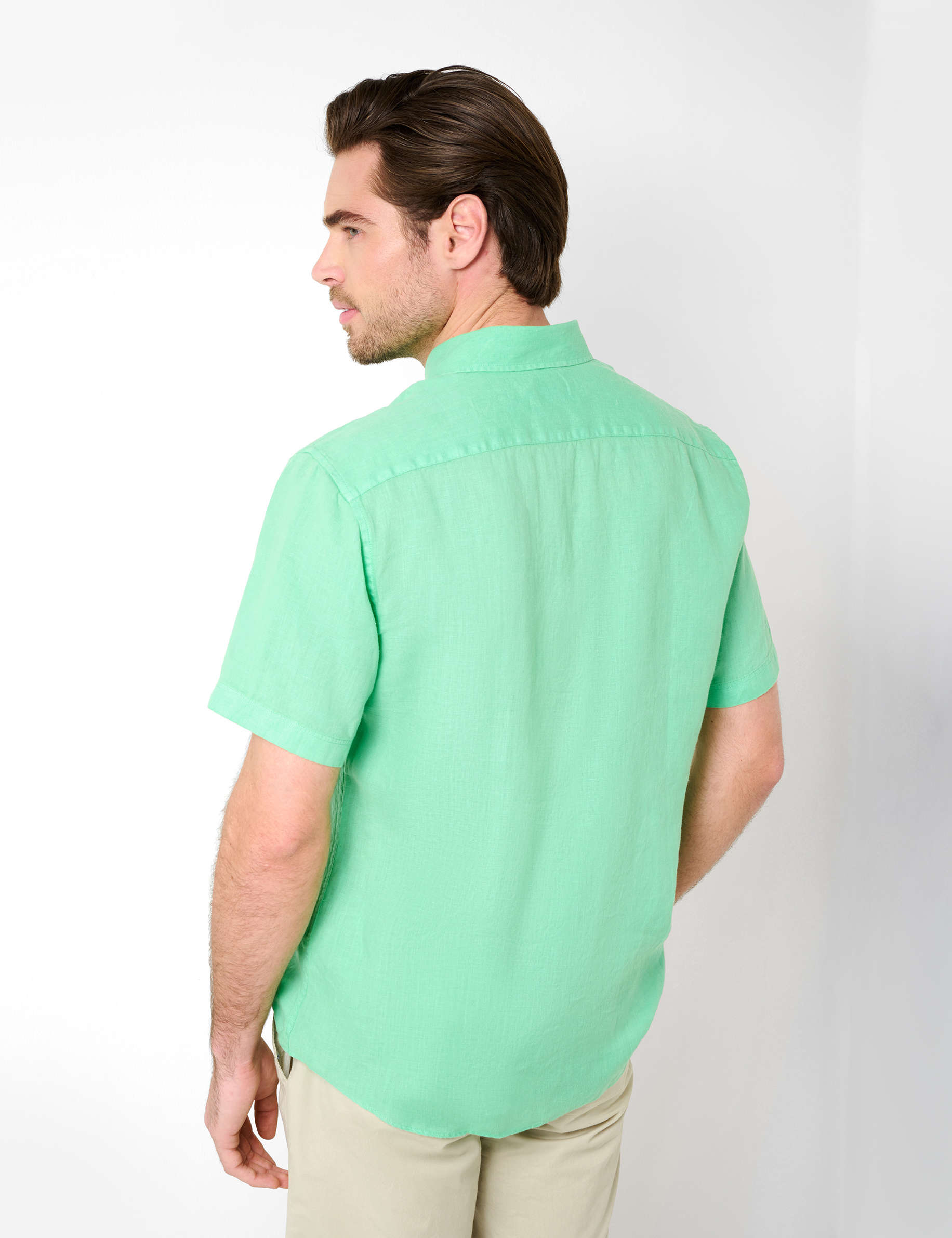 Men Style DAN macaron  Model back