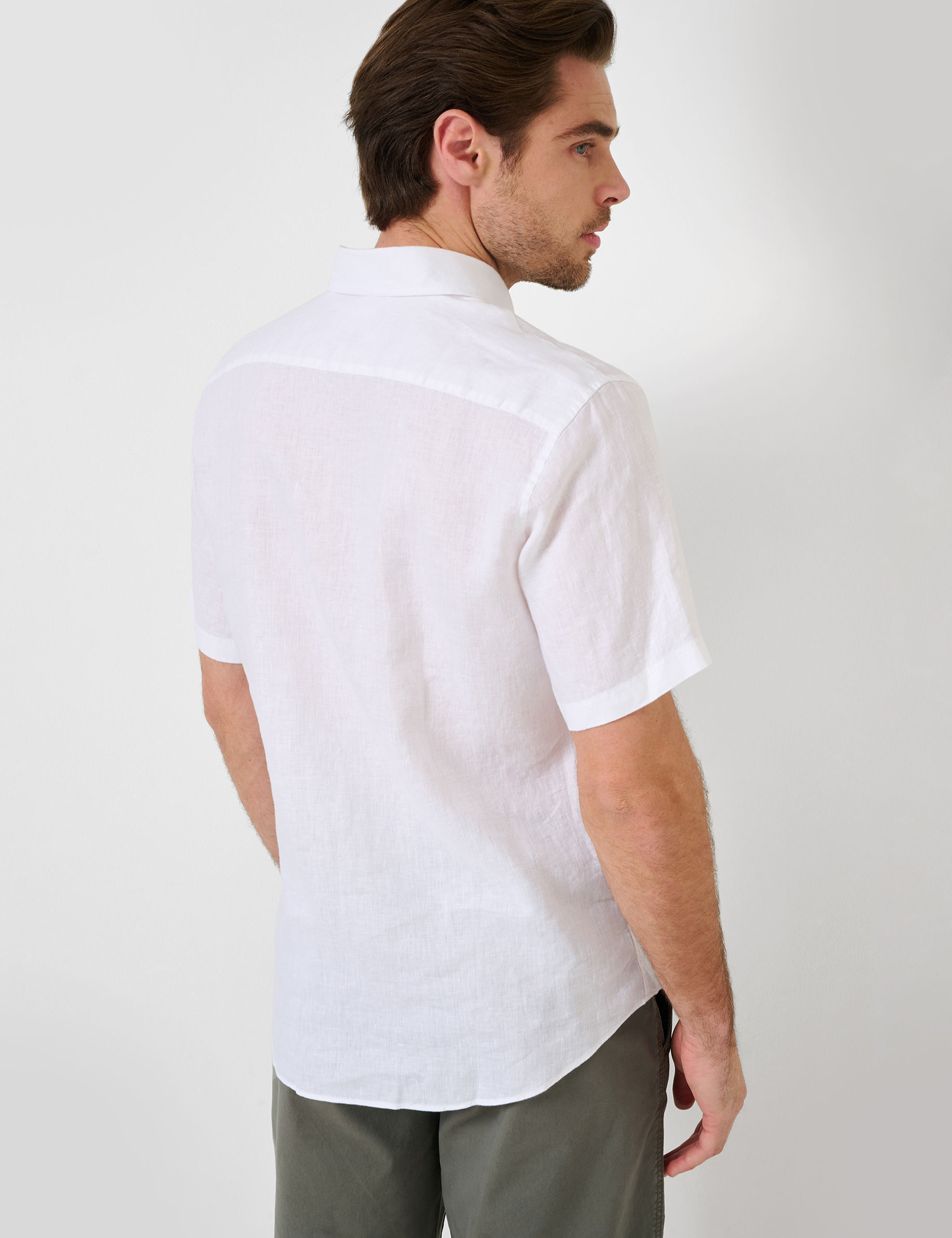 Men Style DAN white  Model back