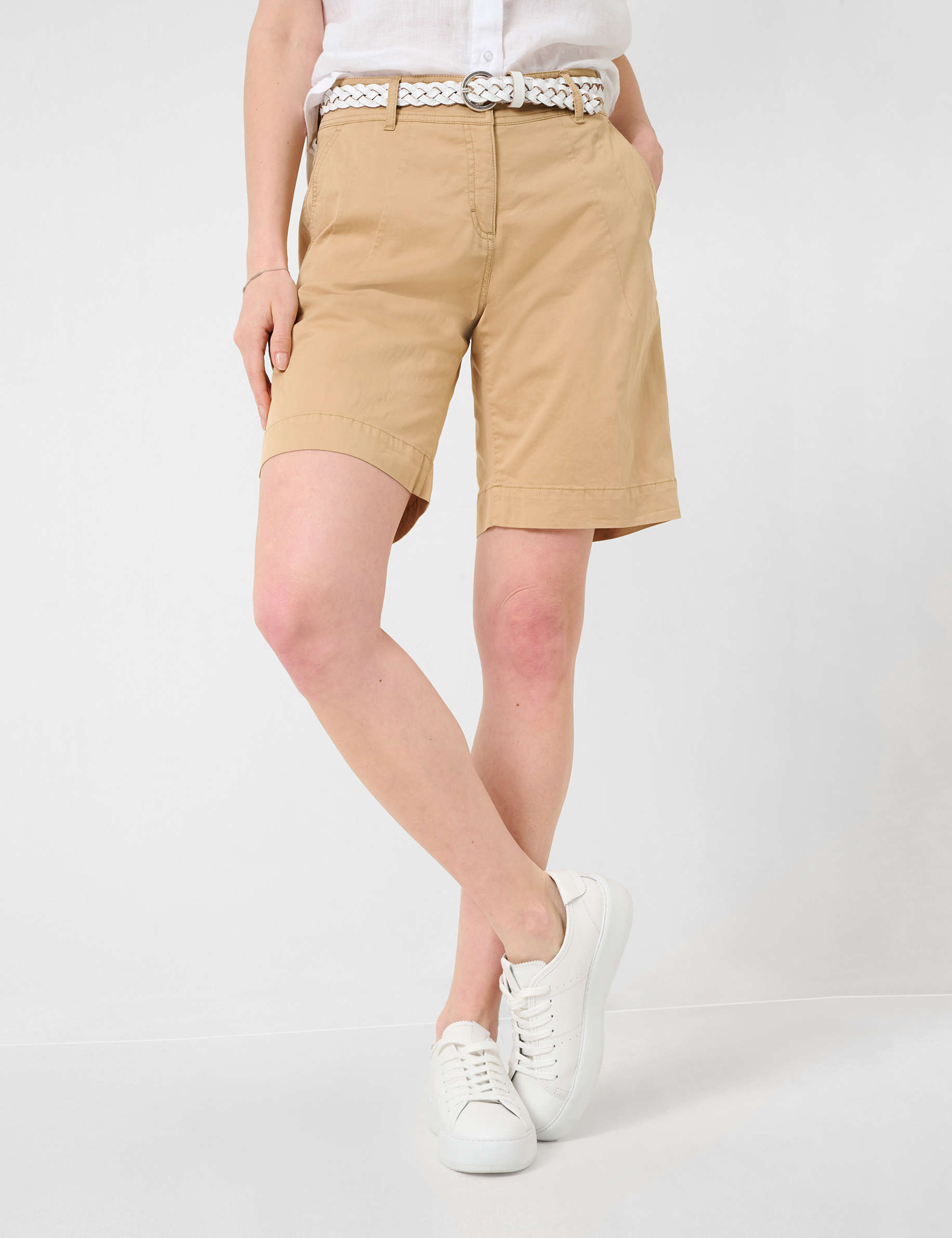 Women Style MAINE B SOFT SAND Wide Leg Model Front