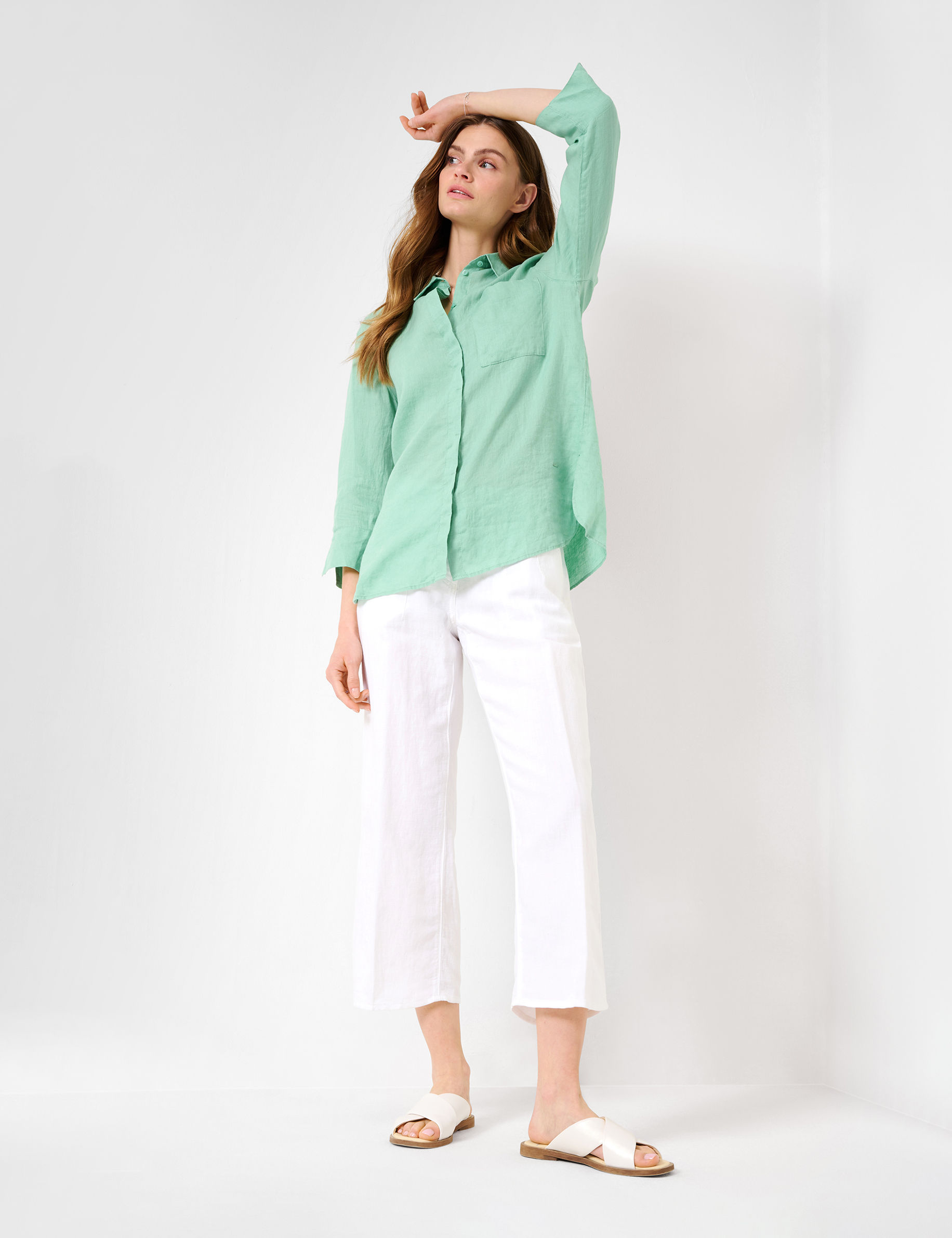 Women Style MAINE S WHITE Wide Leg Model Outfit