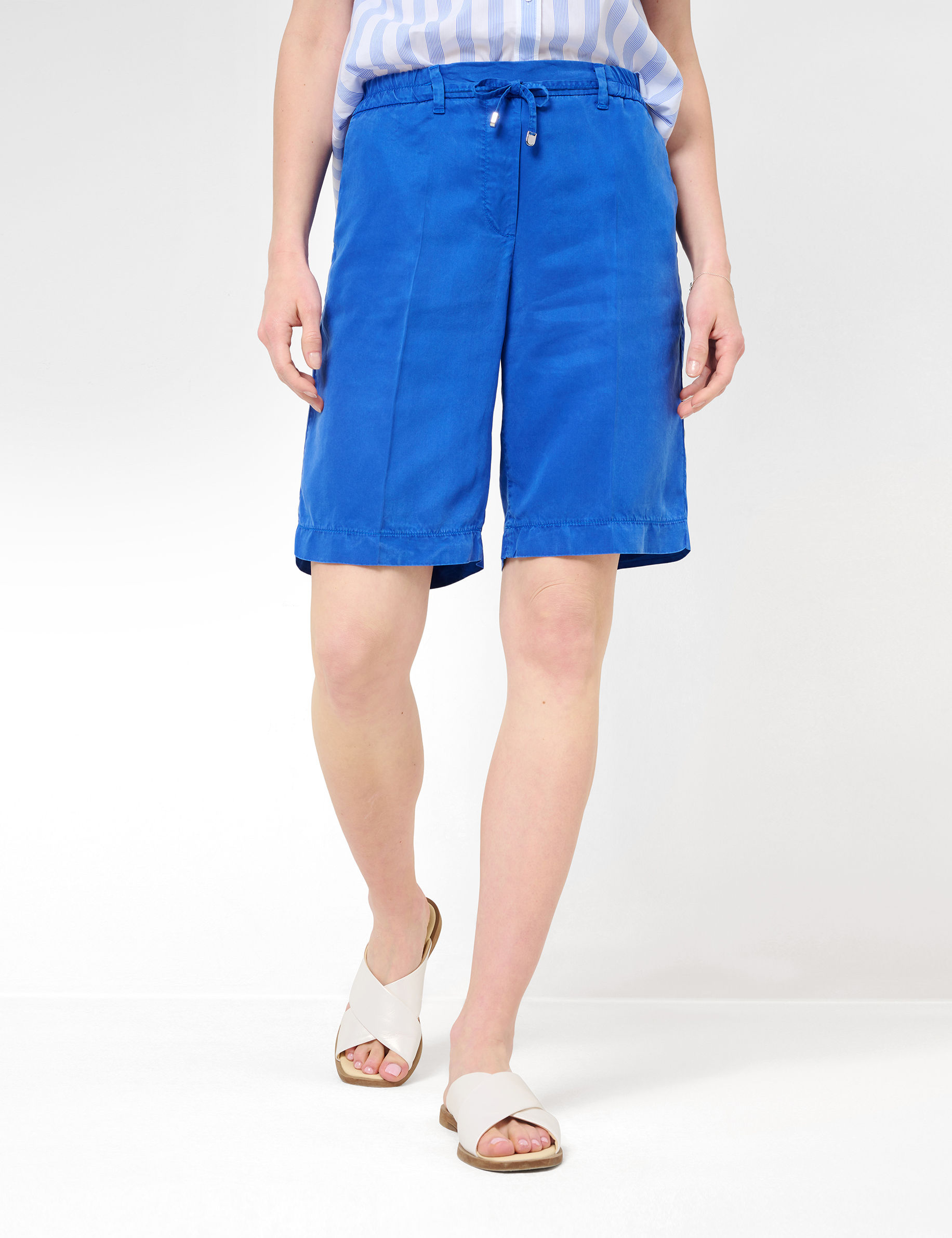 Shades of Blue, Women, WIDE LEG, Style MAINE B, MODEL_FRONT_ISHOP