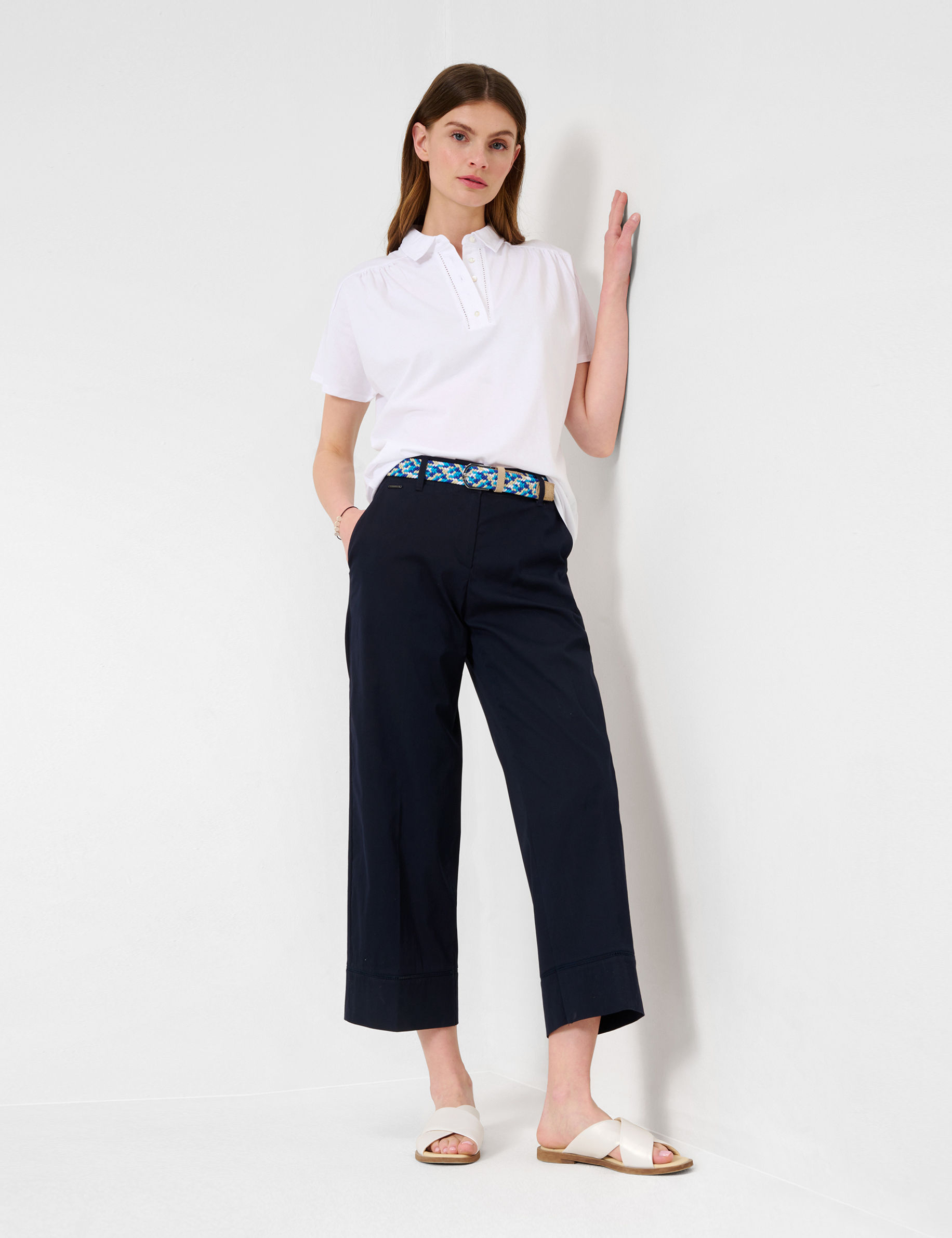 Women Style MAINE S NAVY Wide Leg Model Outfit