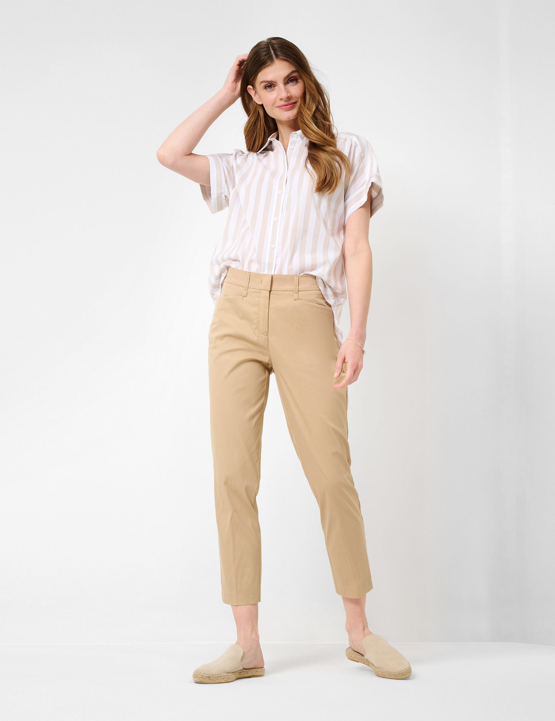 Women Style MARA S SAND Regular Fit Model Outfit