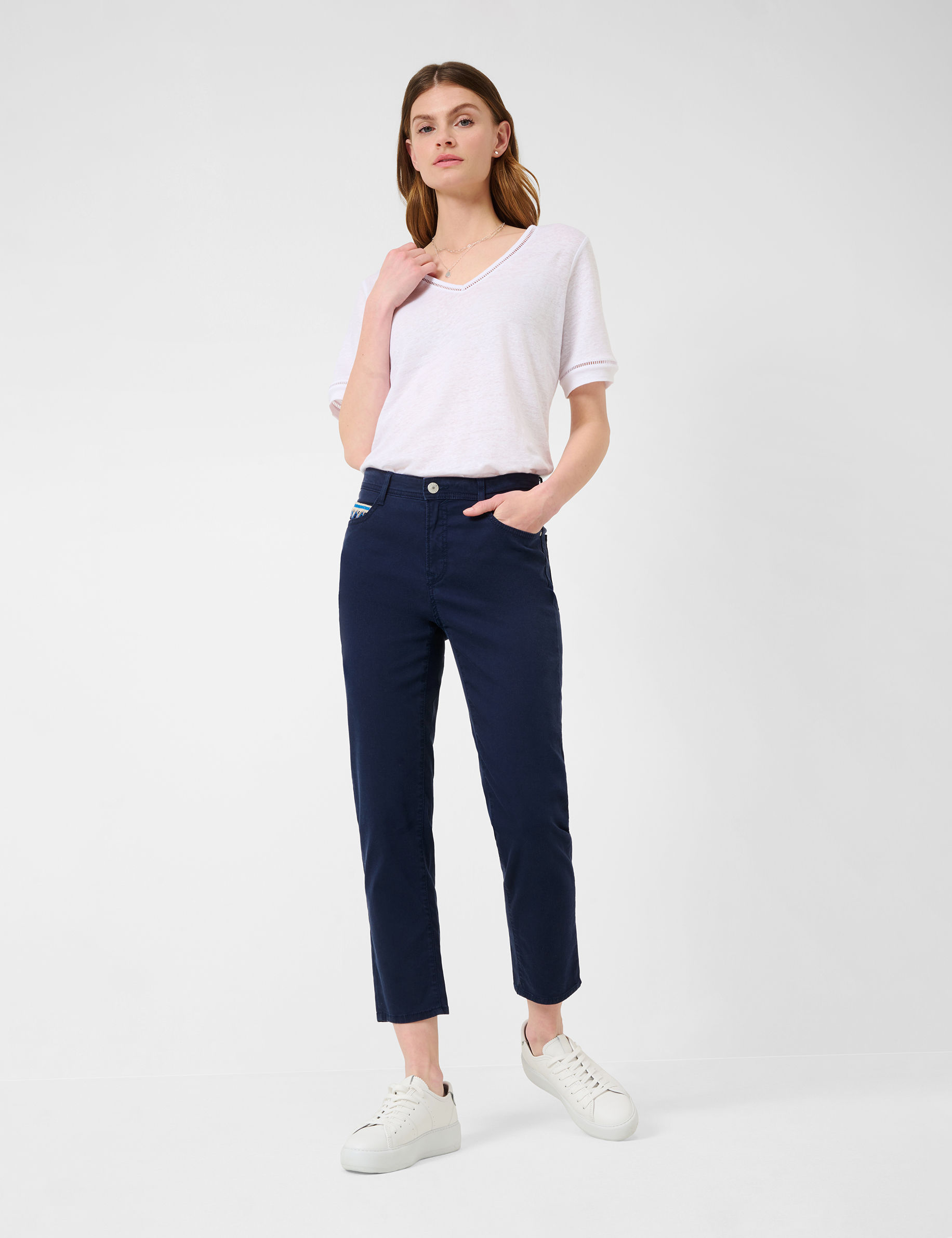 Women Style MARY S NAVY Regular Fit Model Outfit