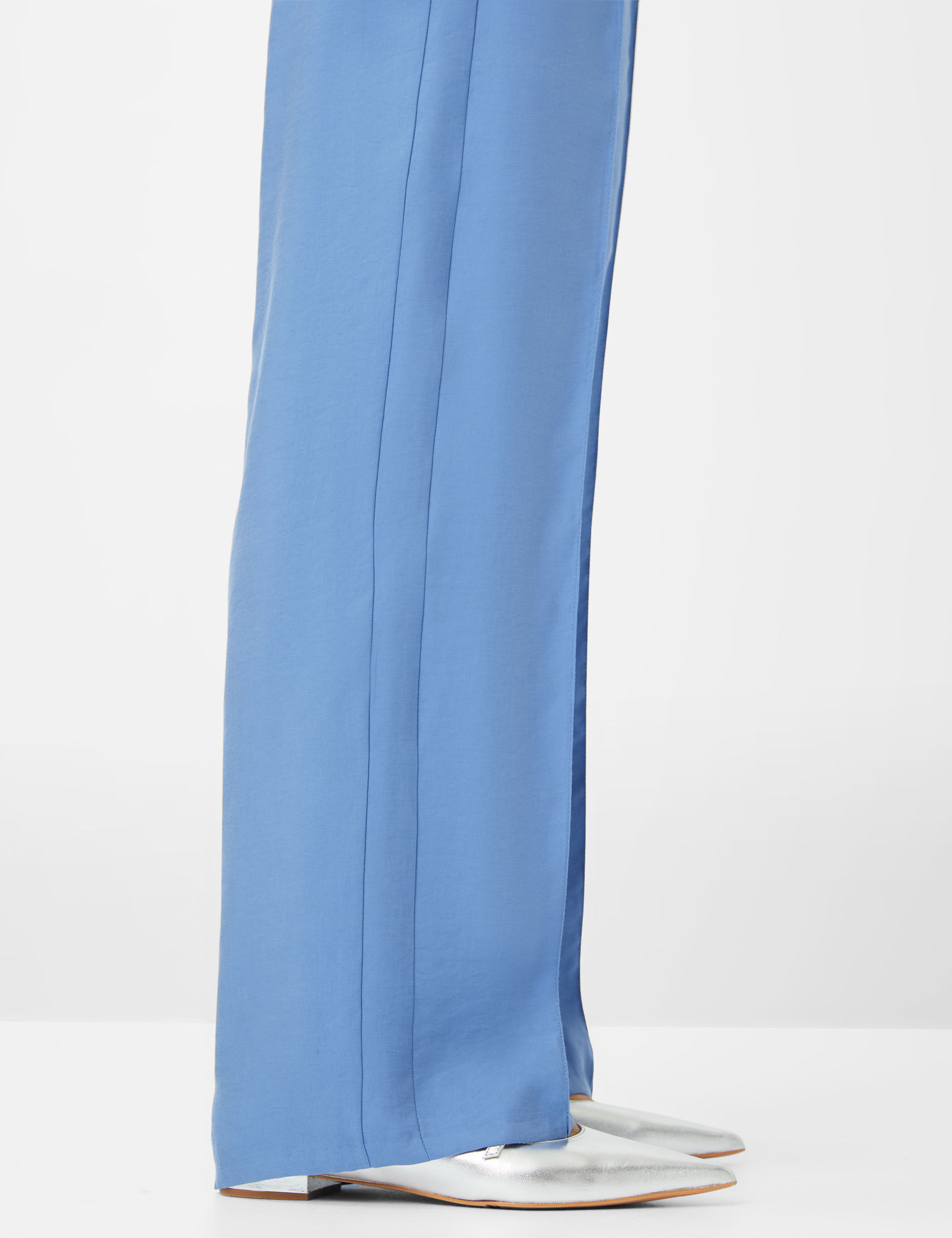 Women Style MAINE BLUE DUSK Wide Leg Detail 2